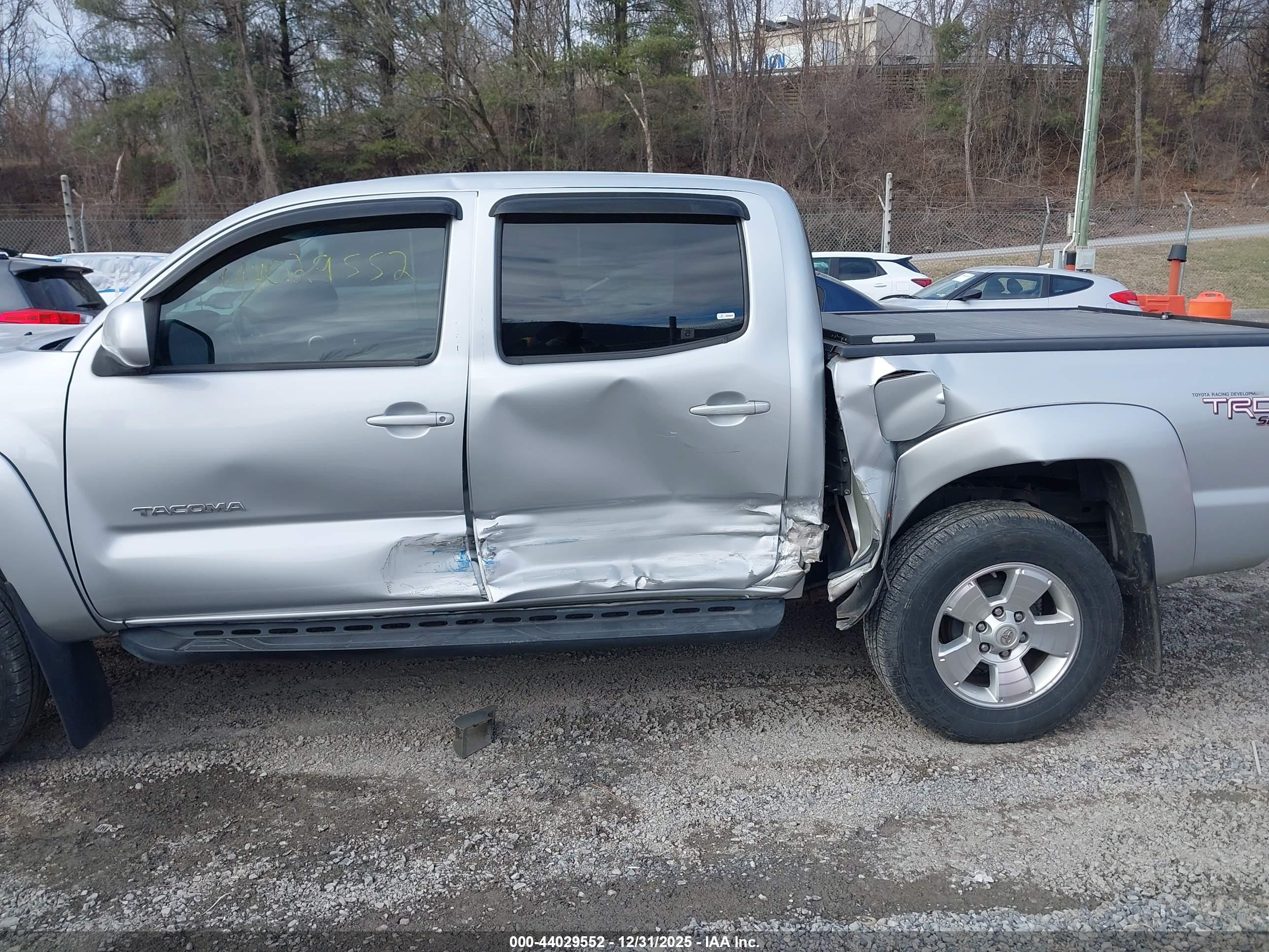 TOYOTA TACOMA image 6