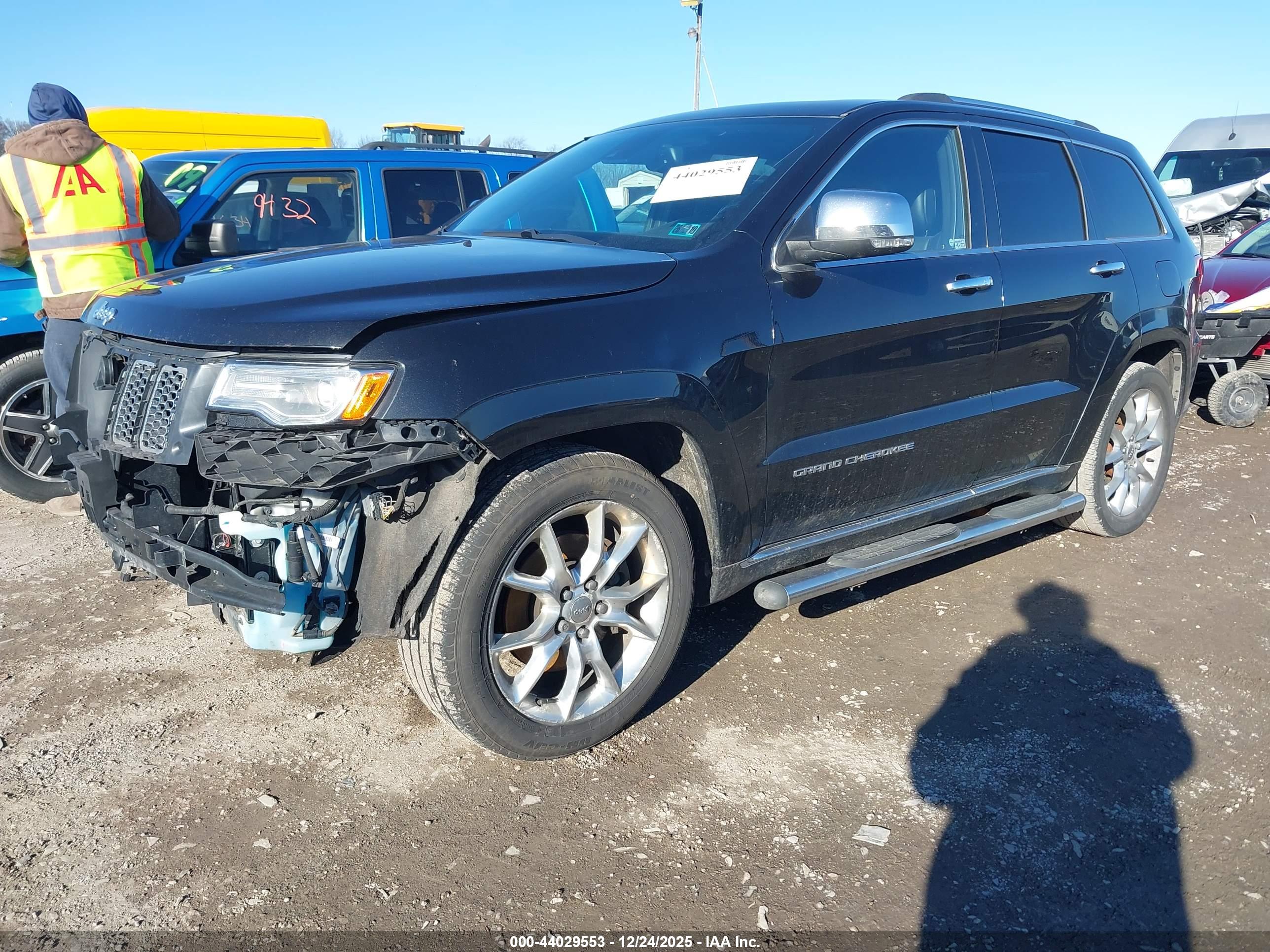 JEEP GRAND image 2