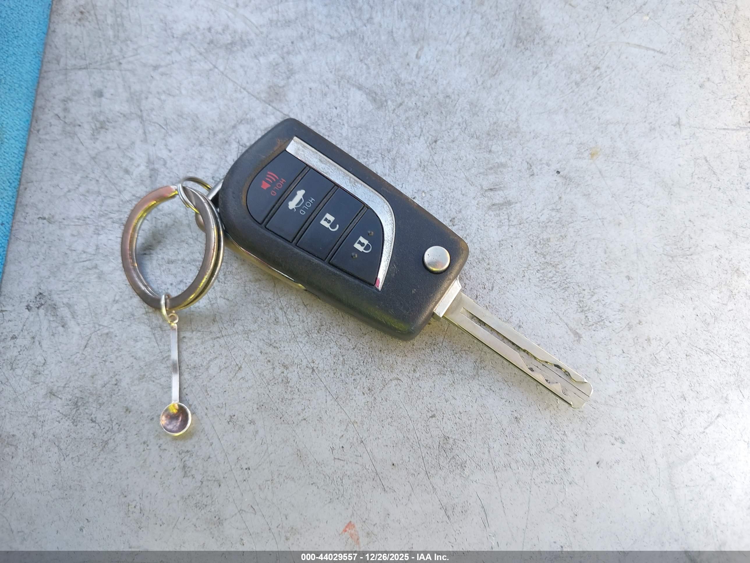 TOYOTA COROLLA image 11
