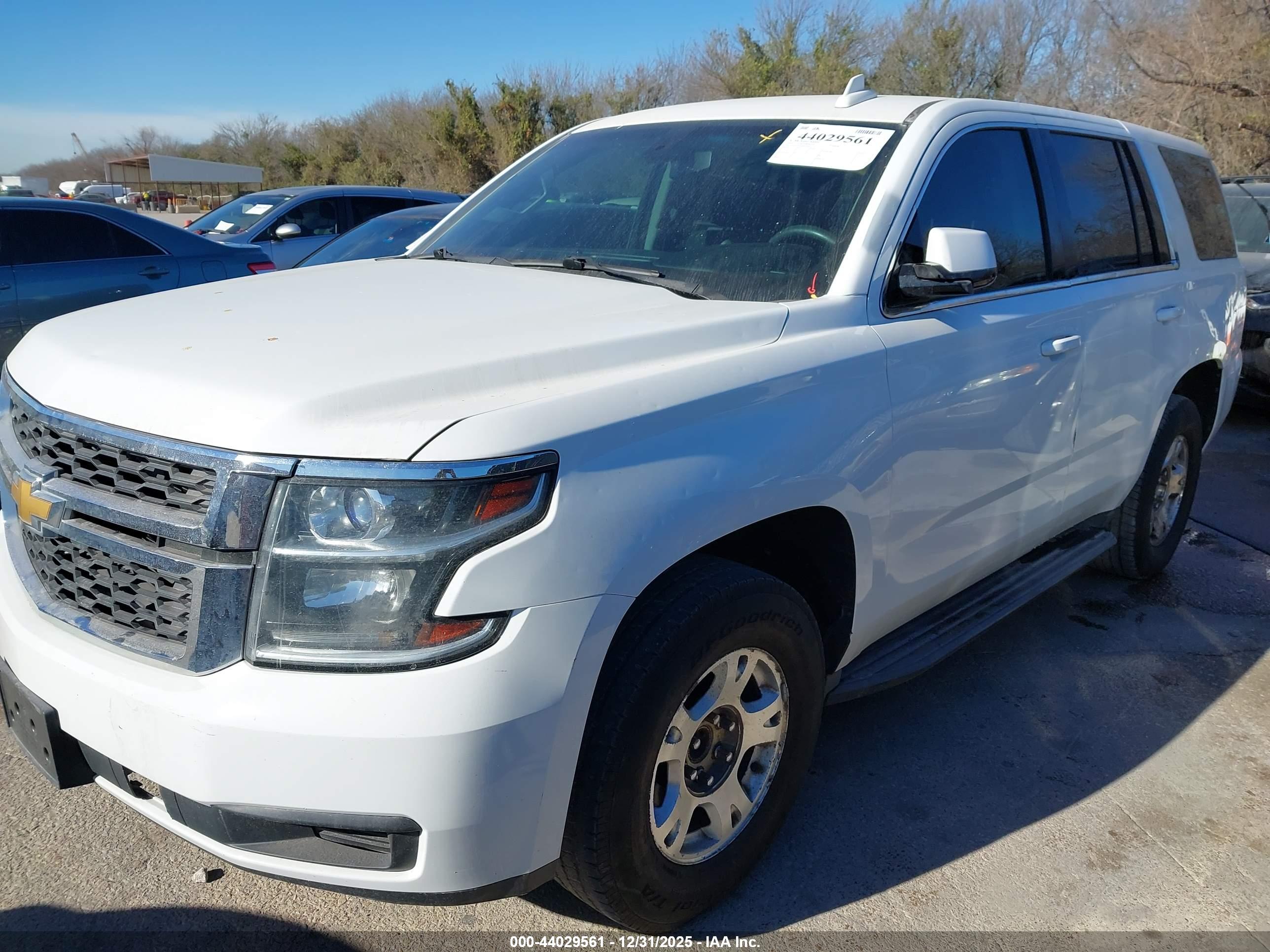 CHEVROLET TAHOE image 2