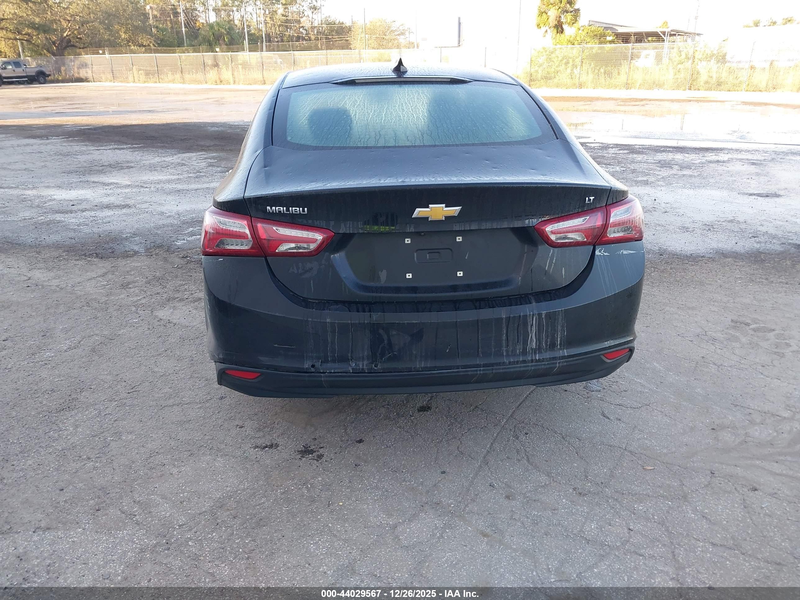 CHEVROLET MALIBU image 6