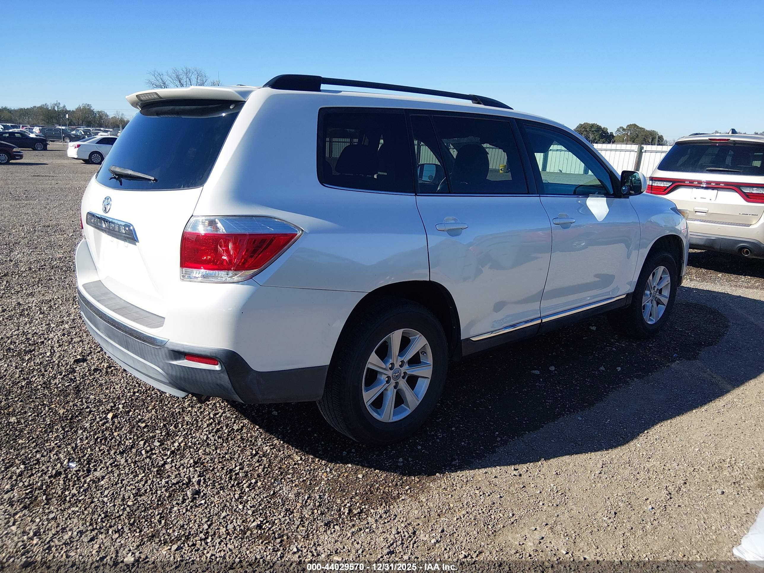 TOYOTA HIGHLANDER image 4