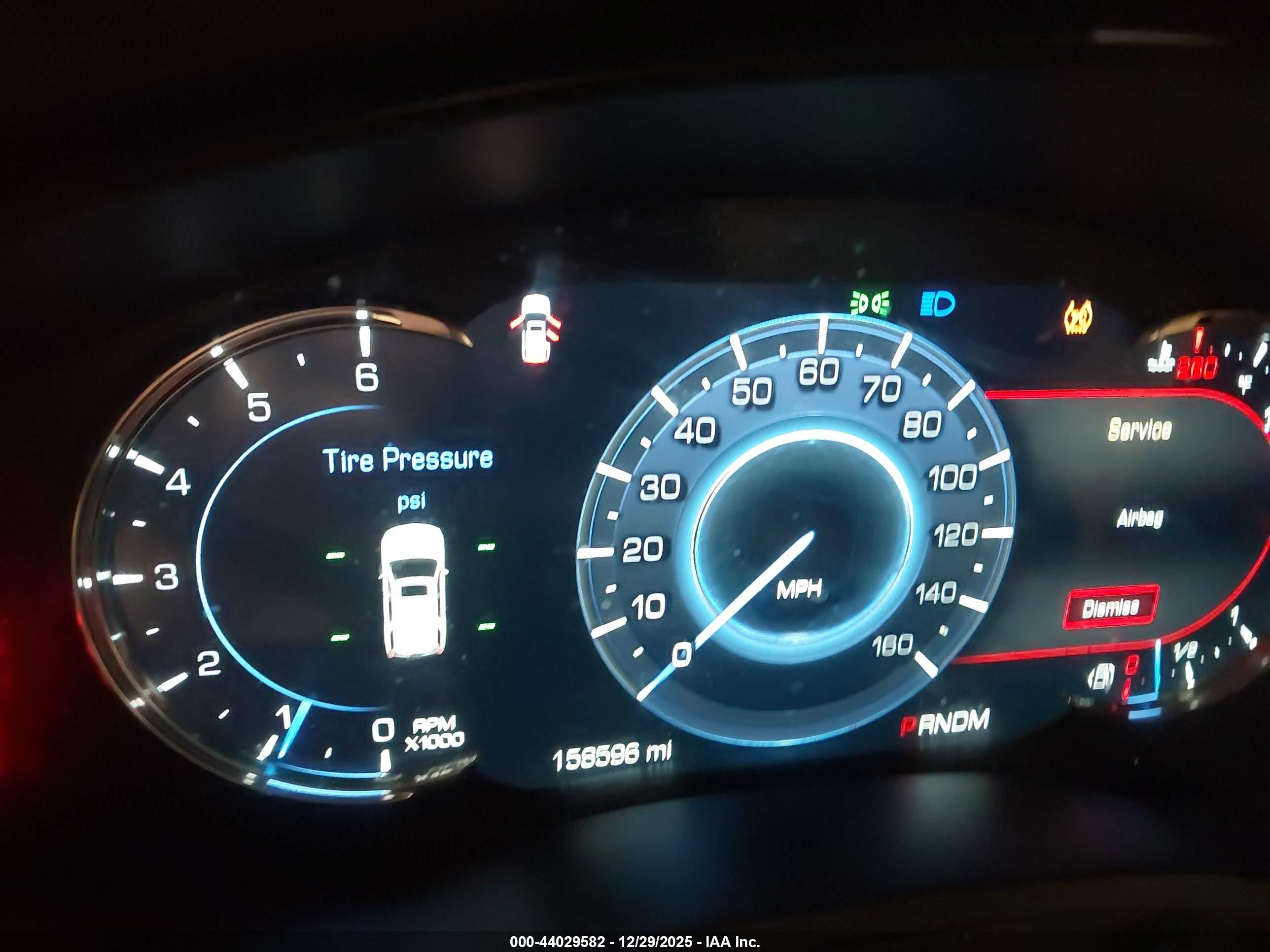 CADILLAC ESCALADE image 7