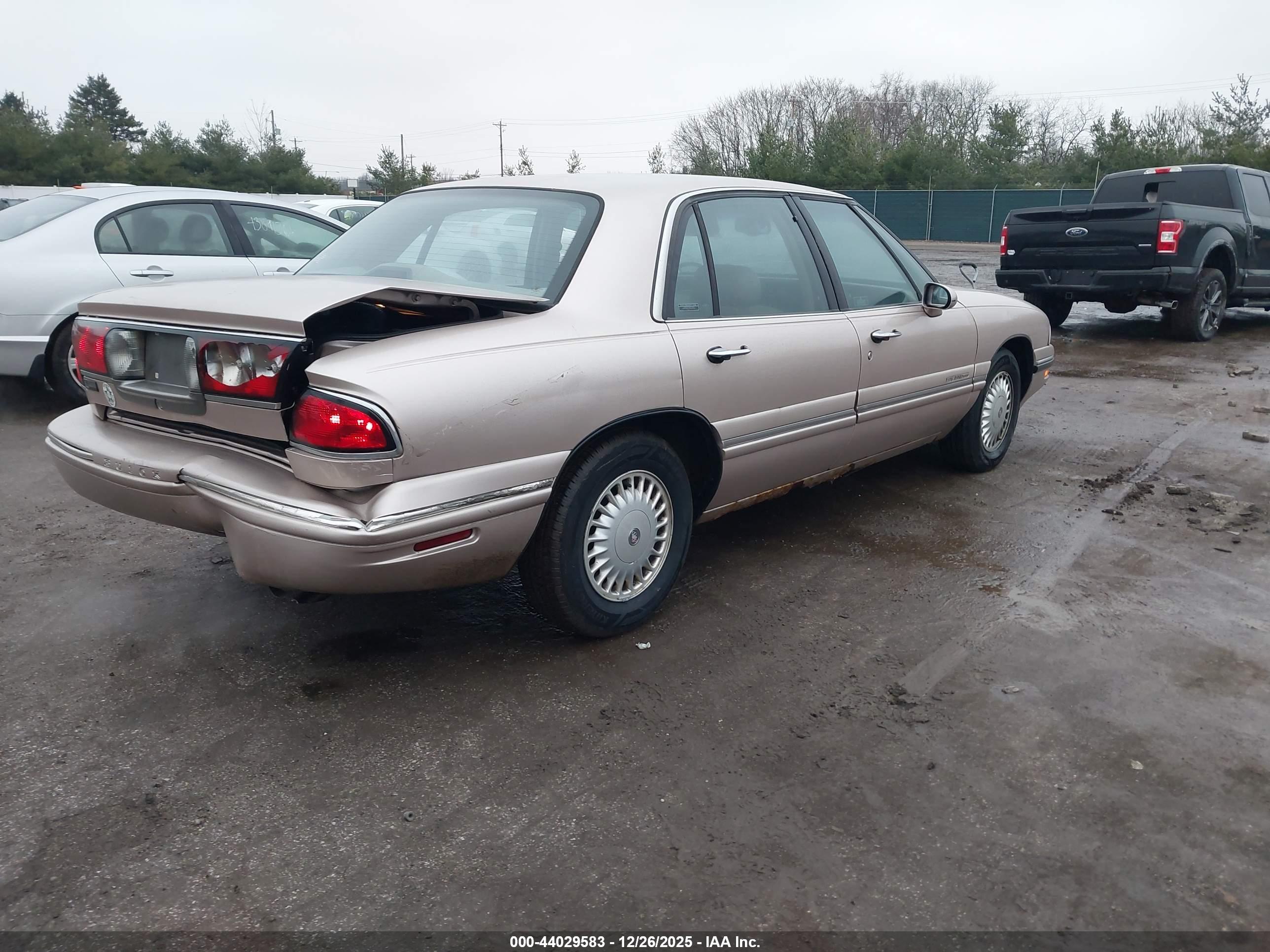 BUICK LESABRE image 4