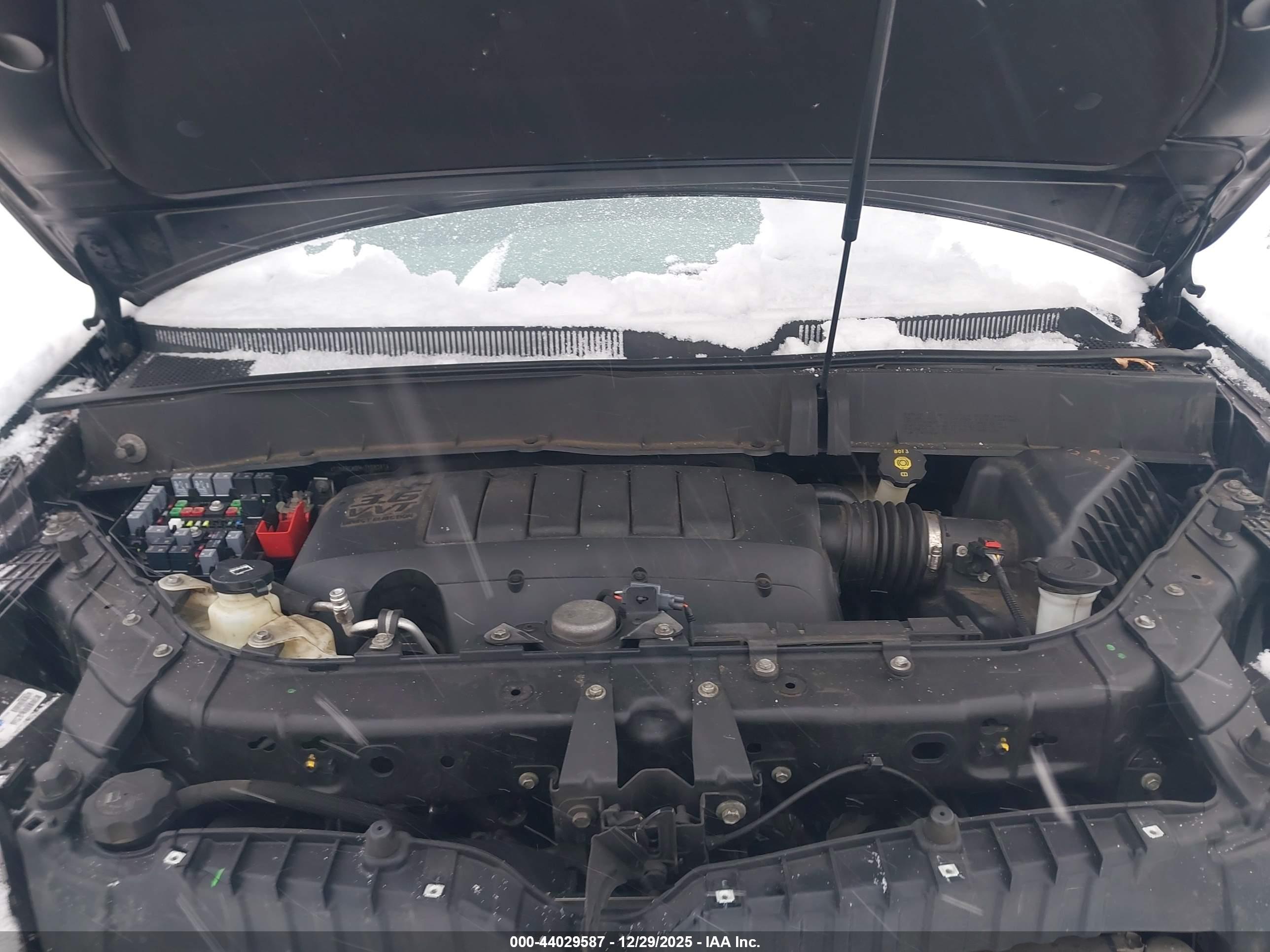 CHEVROLET TRAVERSE image 10