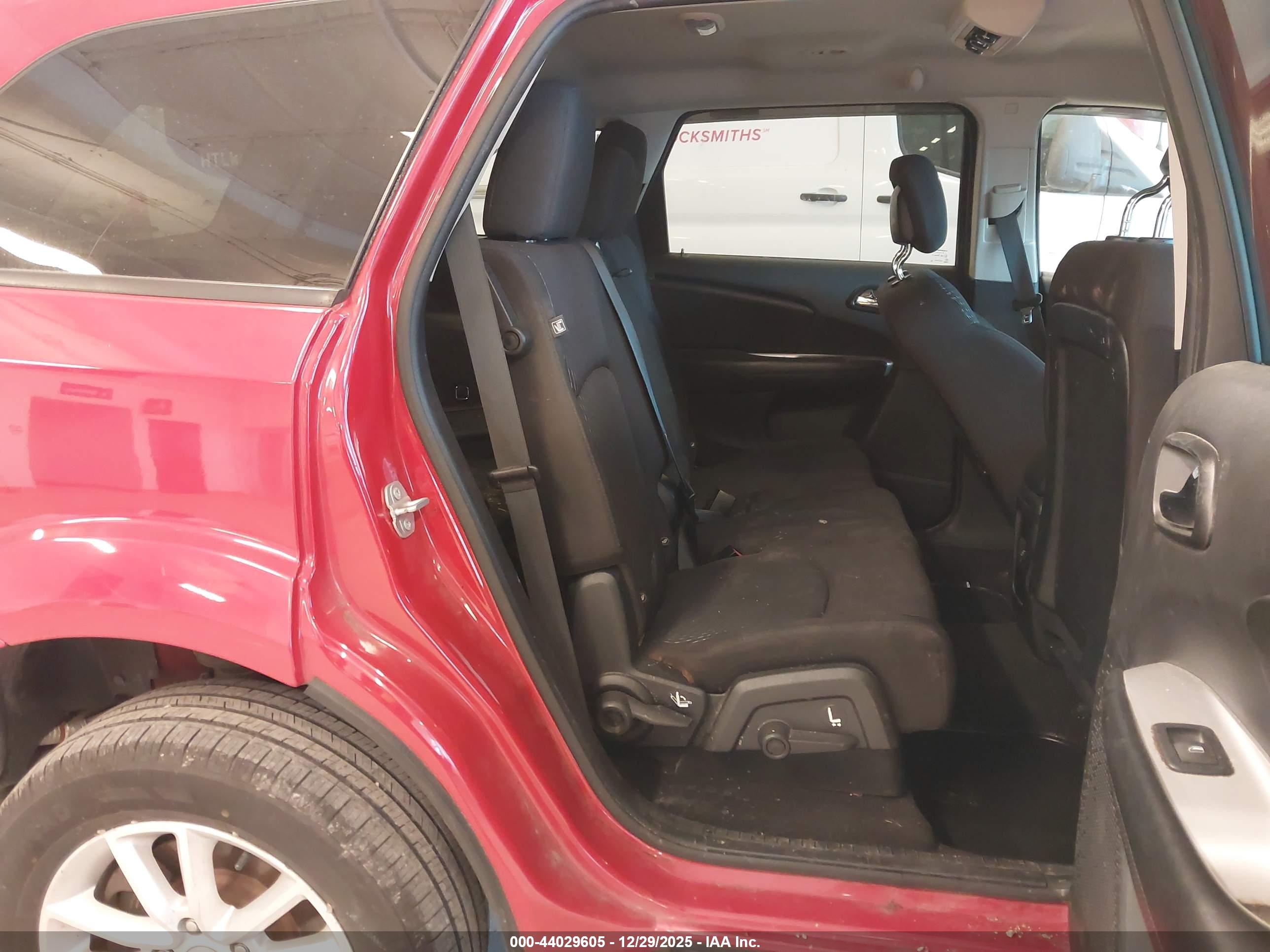 DODGE JOURNEY image 8