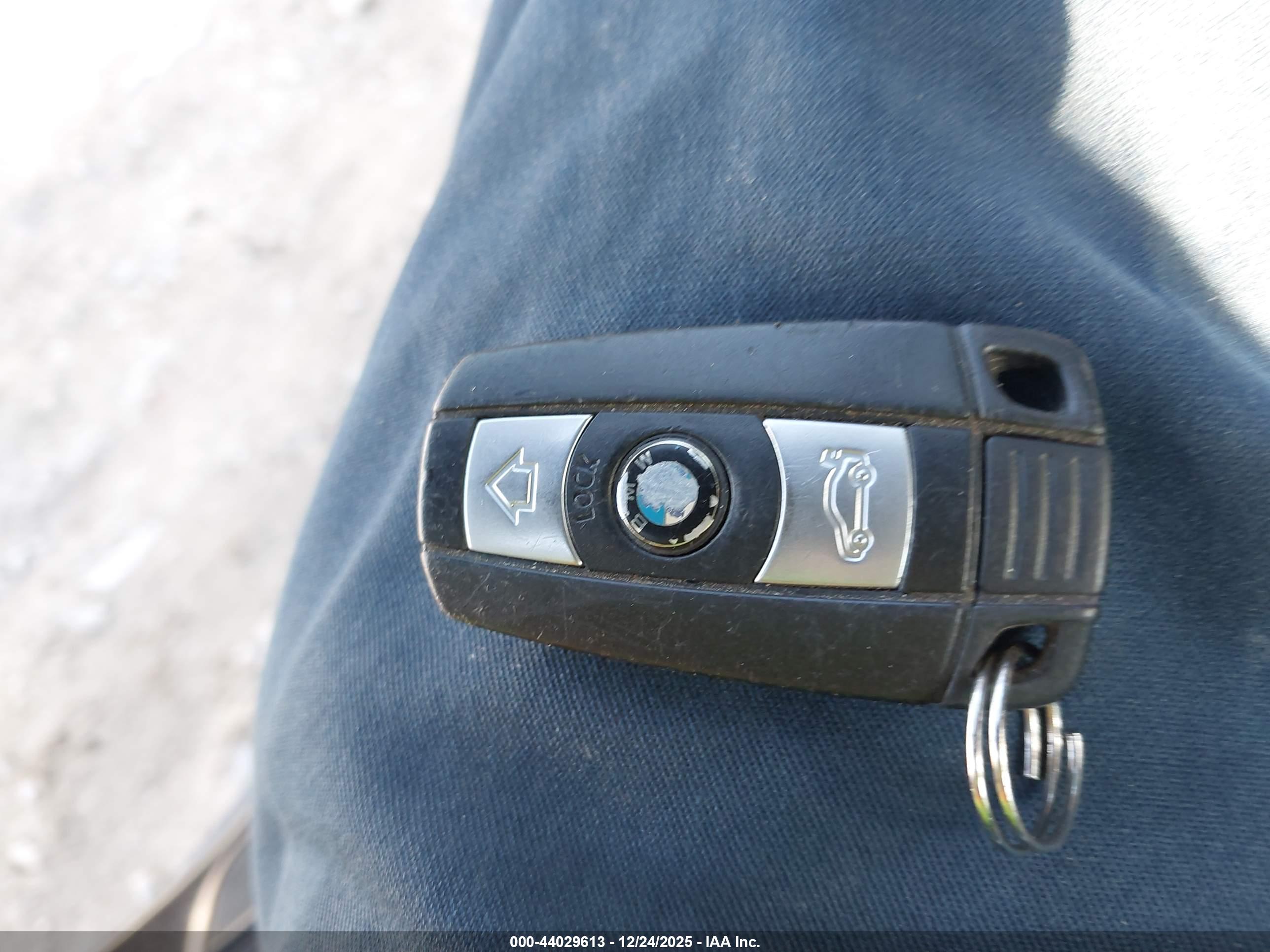 BMW X1 image 11