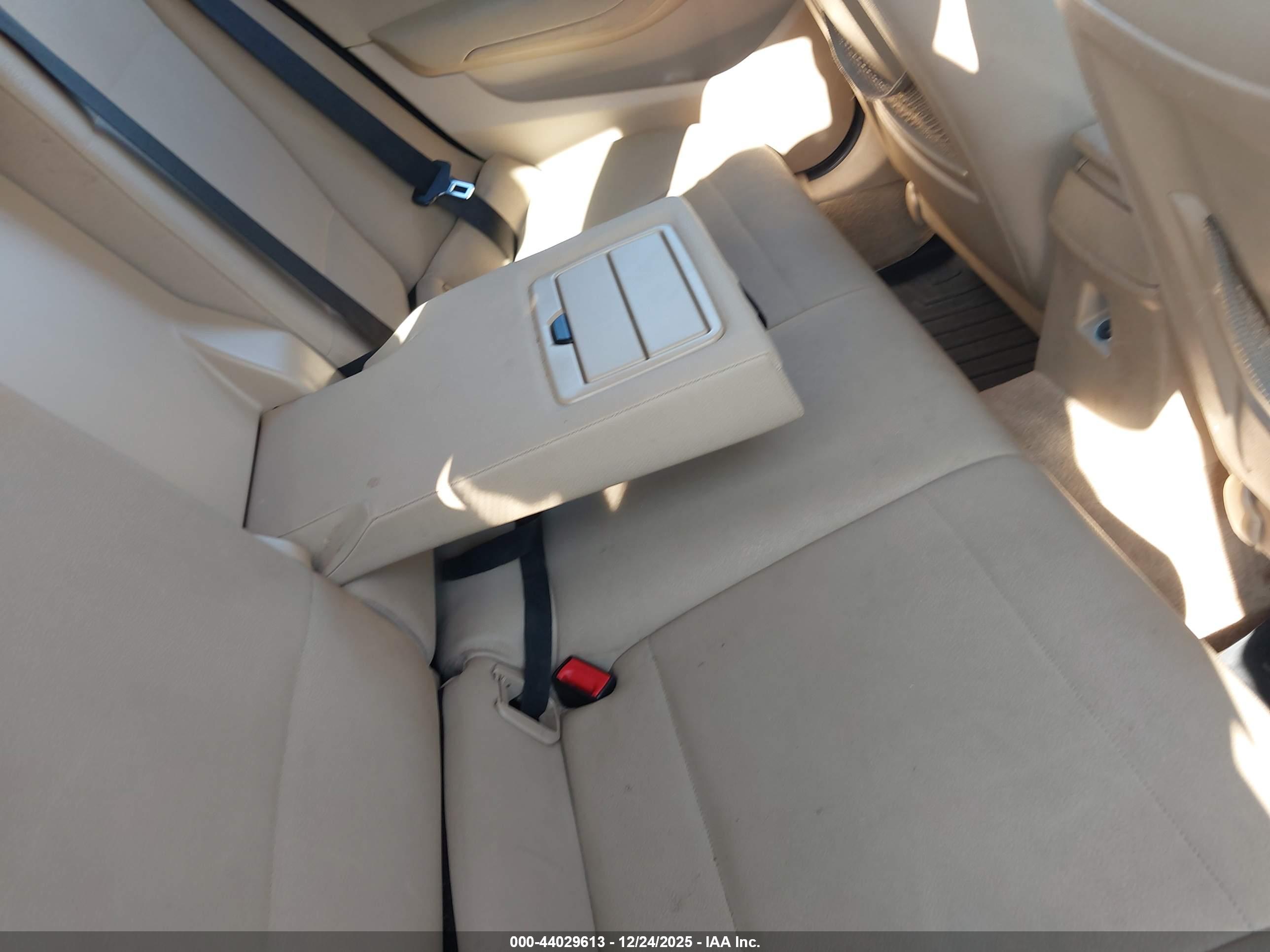 BMW X1 image 8