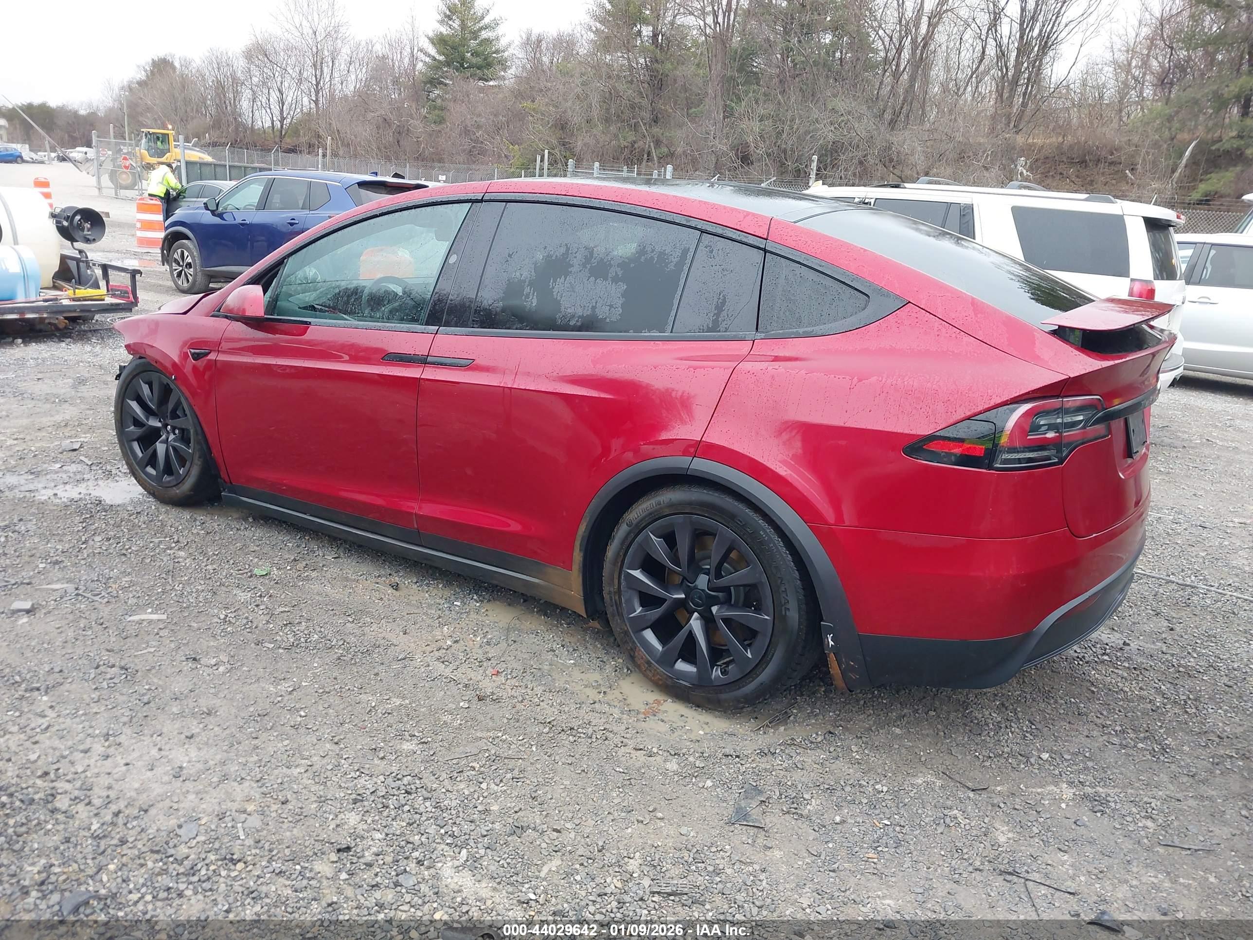 TESLA MODEL image 3