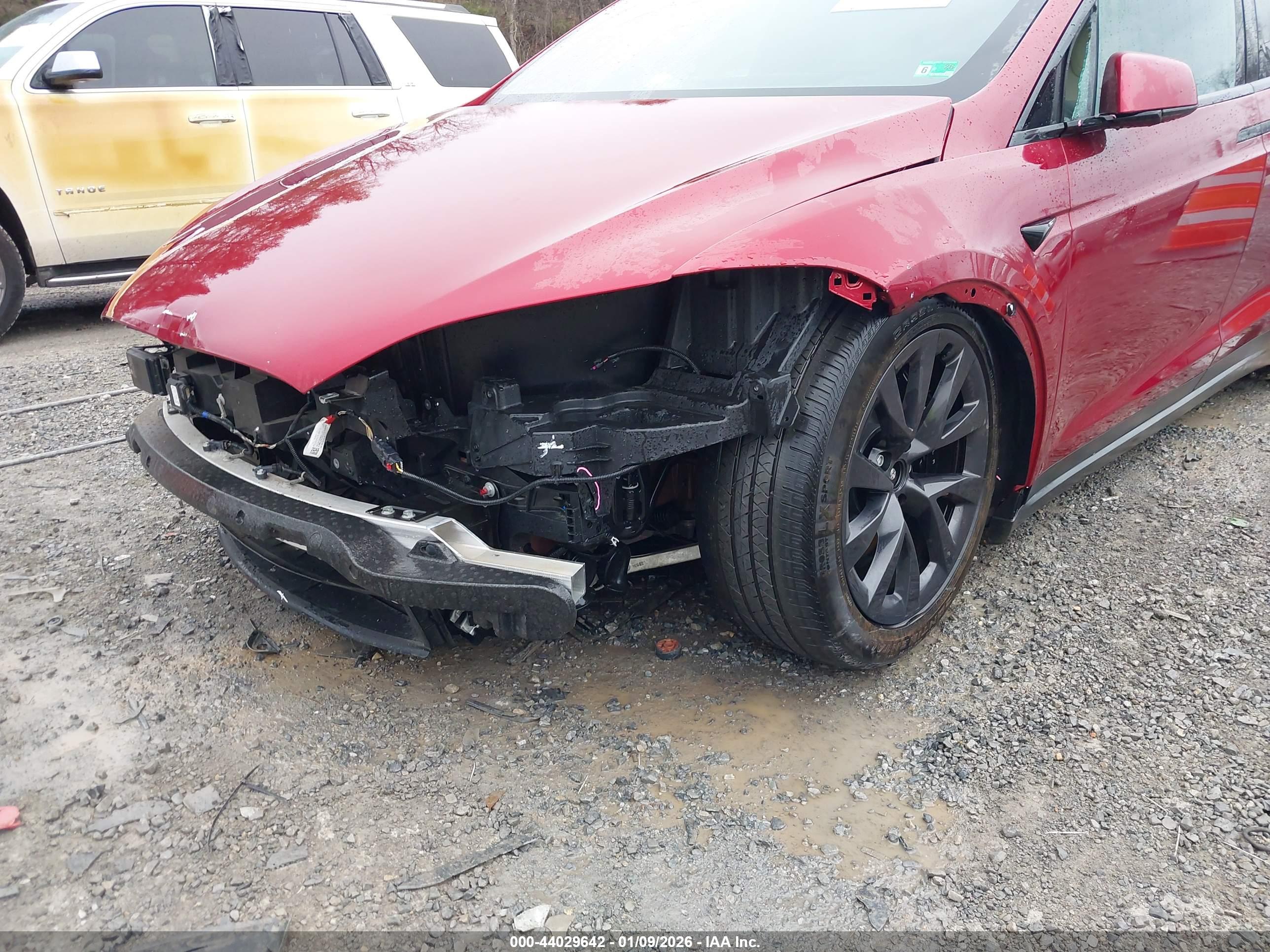 TESLA MODEL image 6