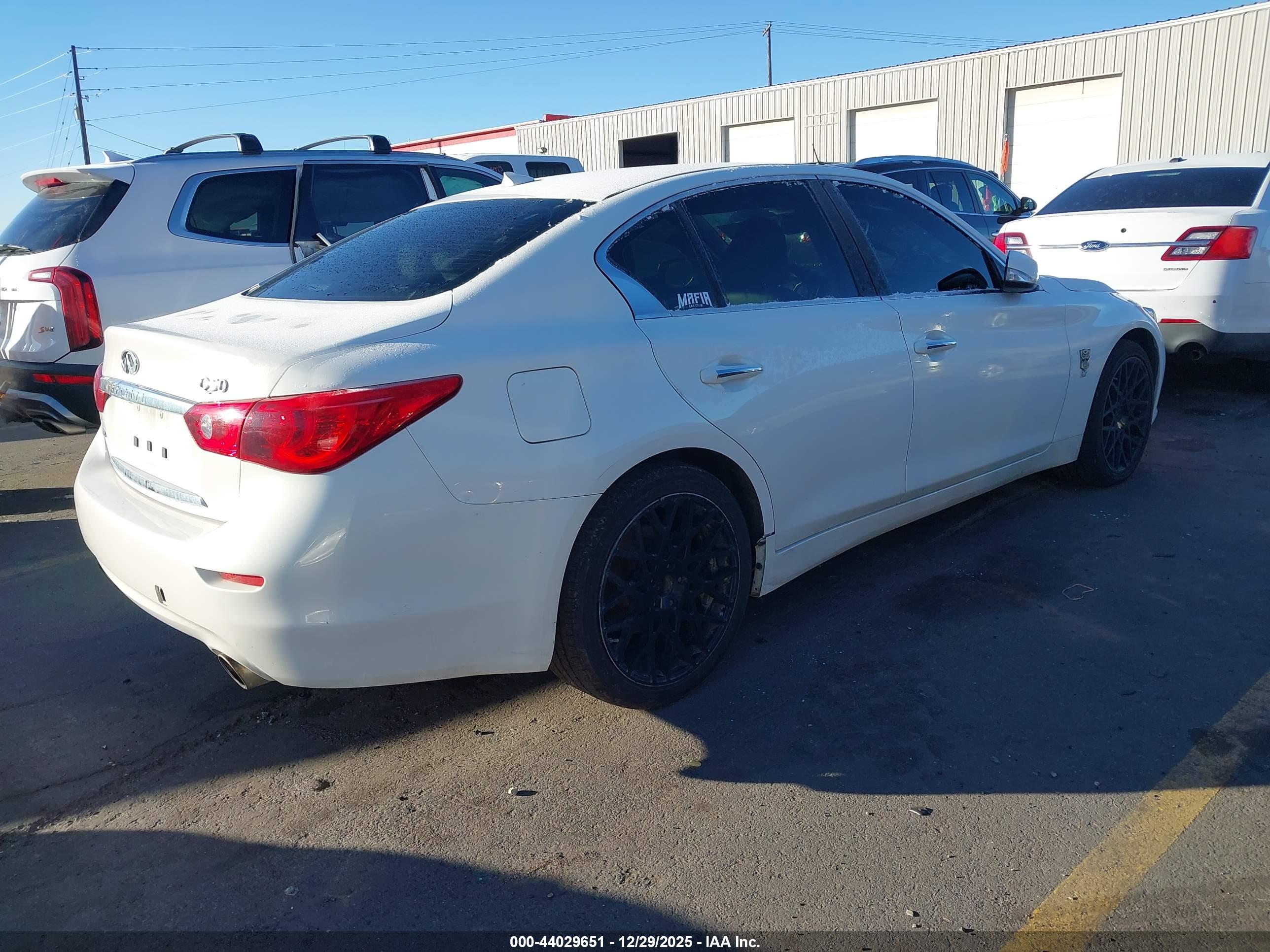 INFINITI Q50 image 4