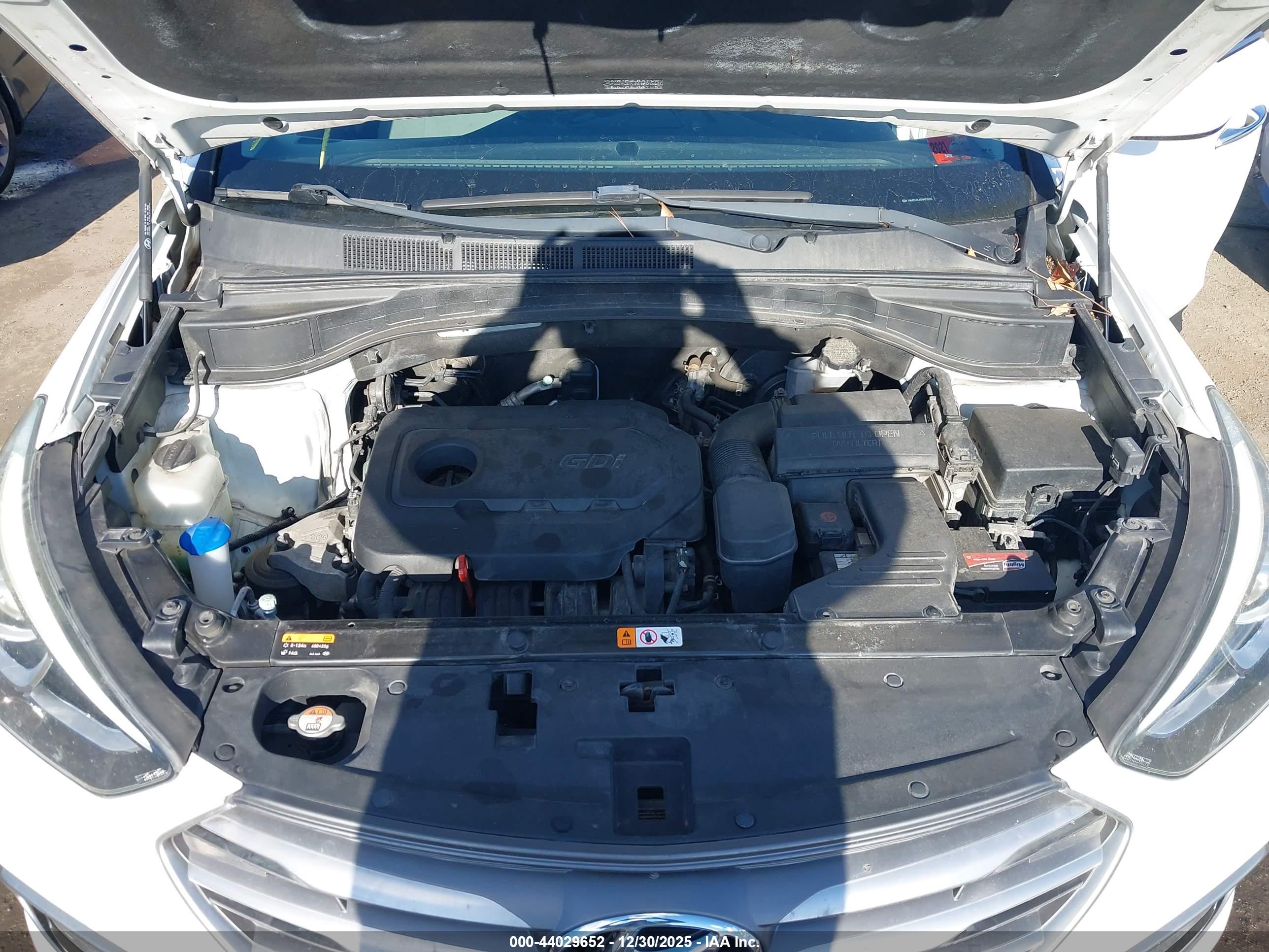 HYUNDAI SANTA image 10