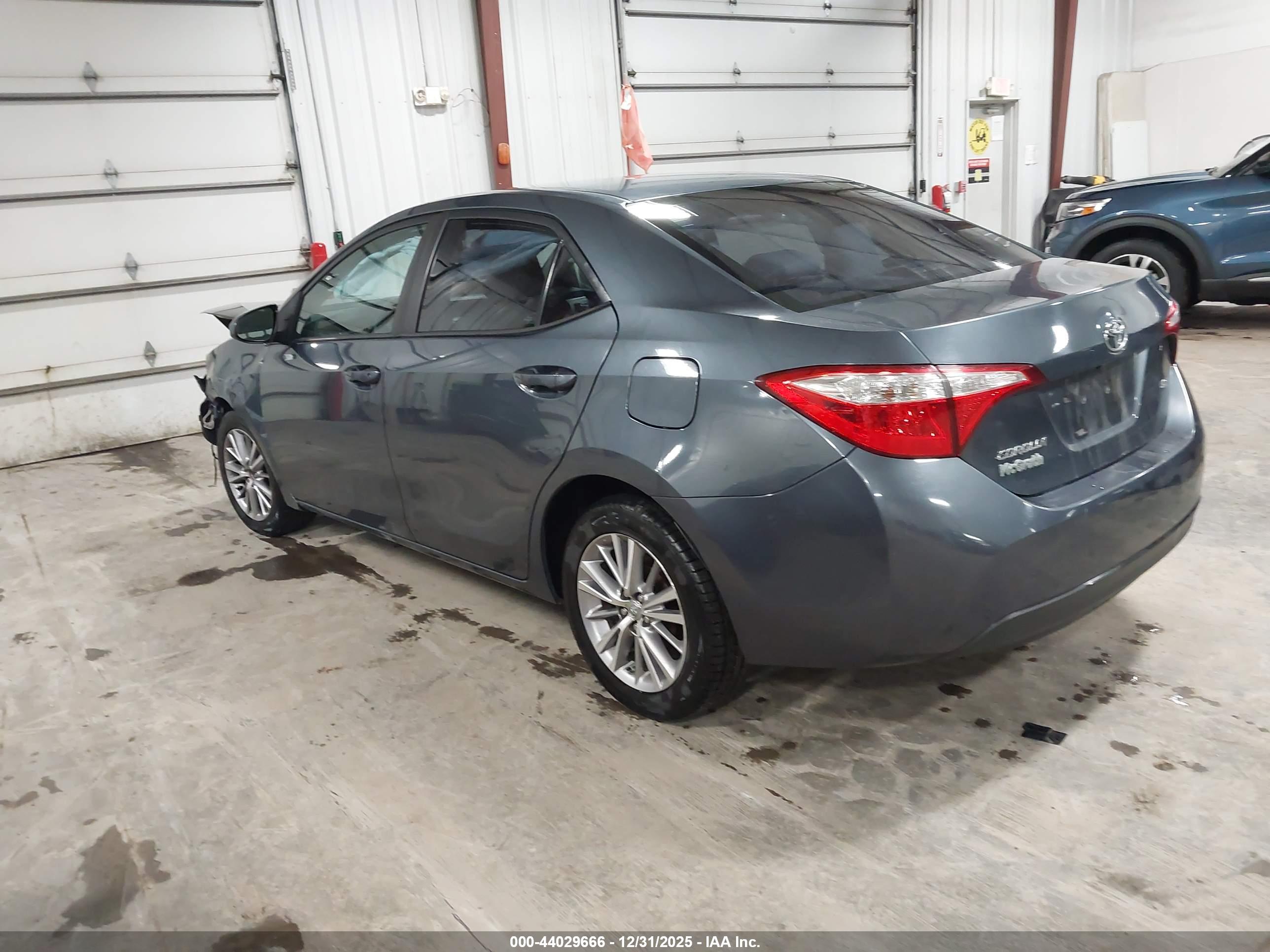 TOYOTA COROLLA image 3