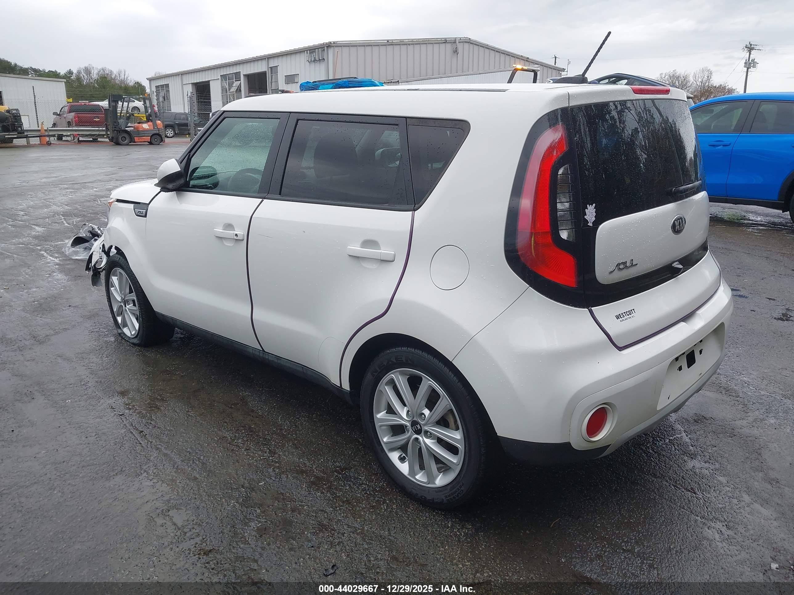KIA SOUL image 3