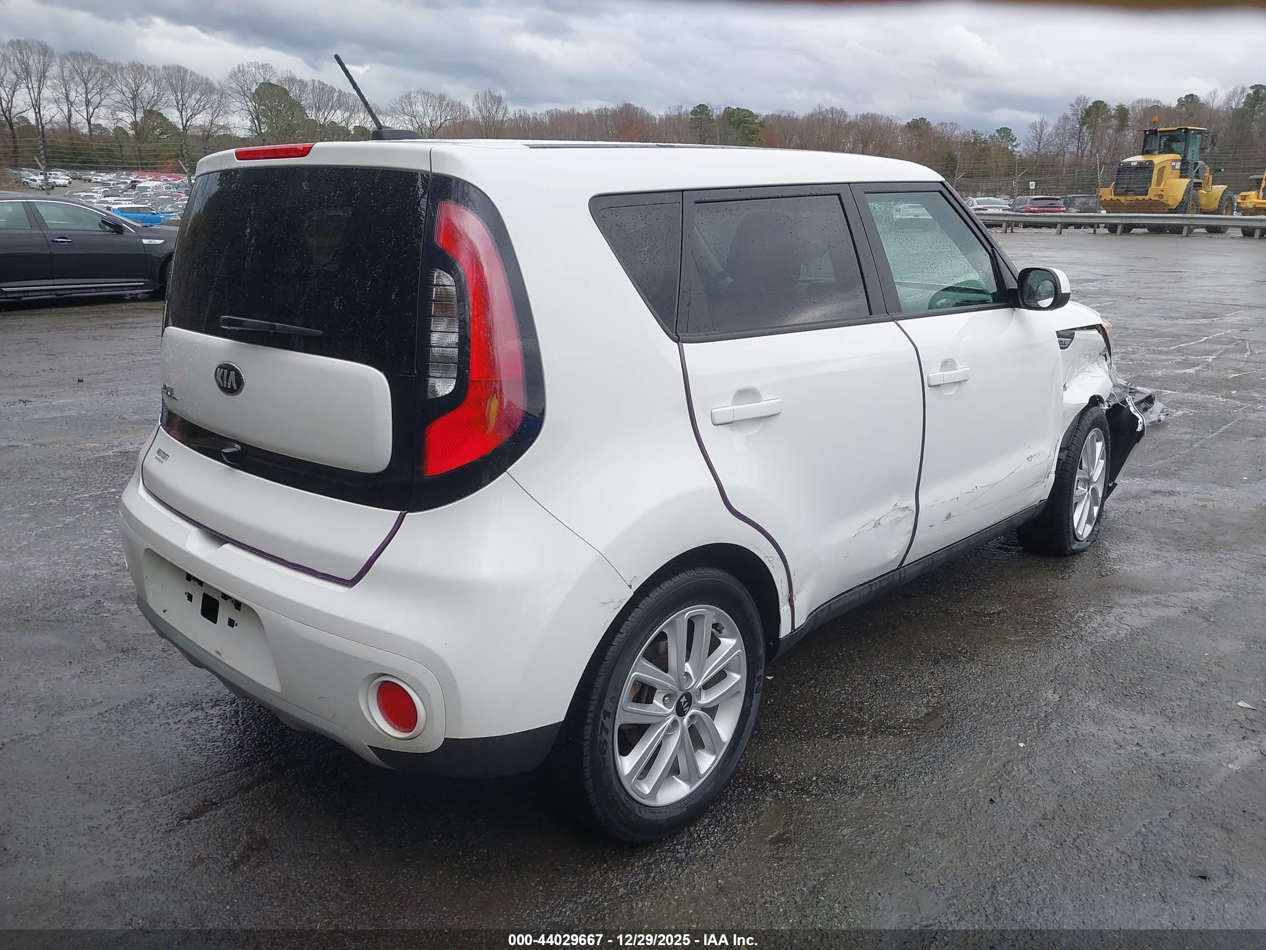 KIA SOUL image 4