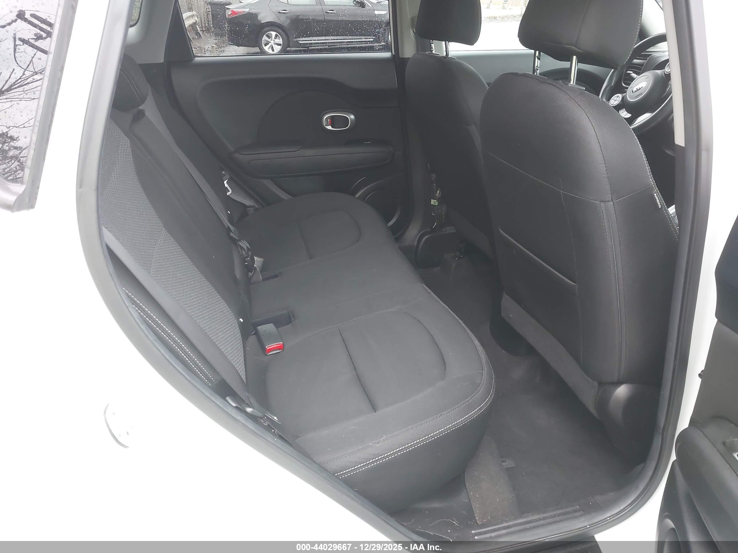 KIA SOUL image 8