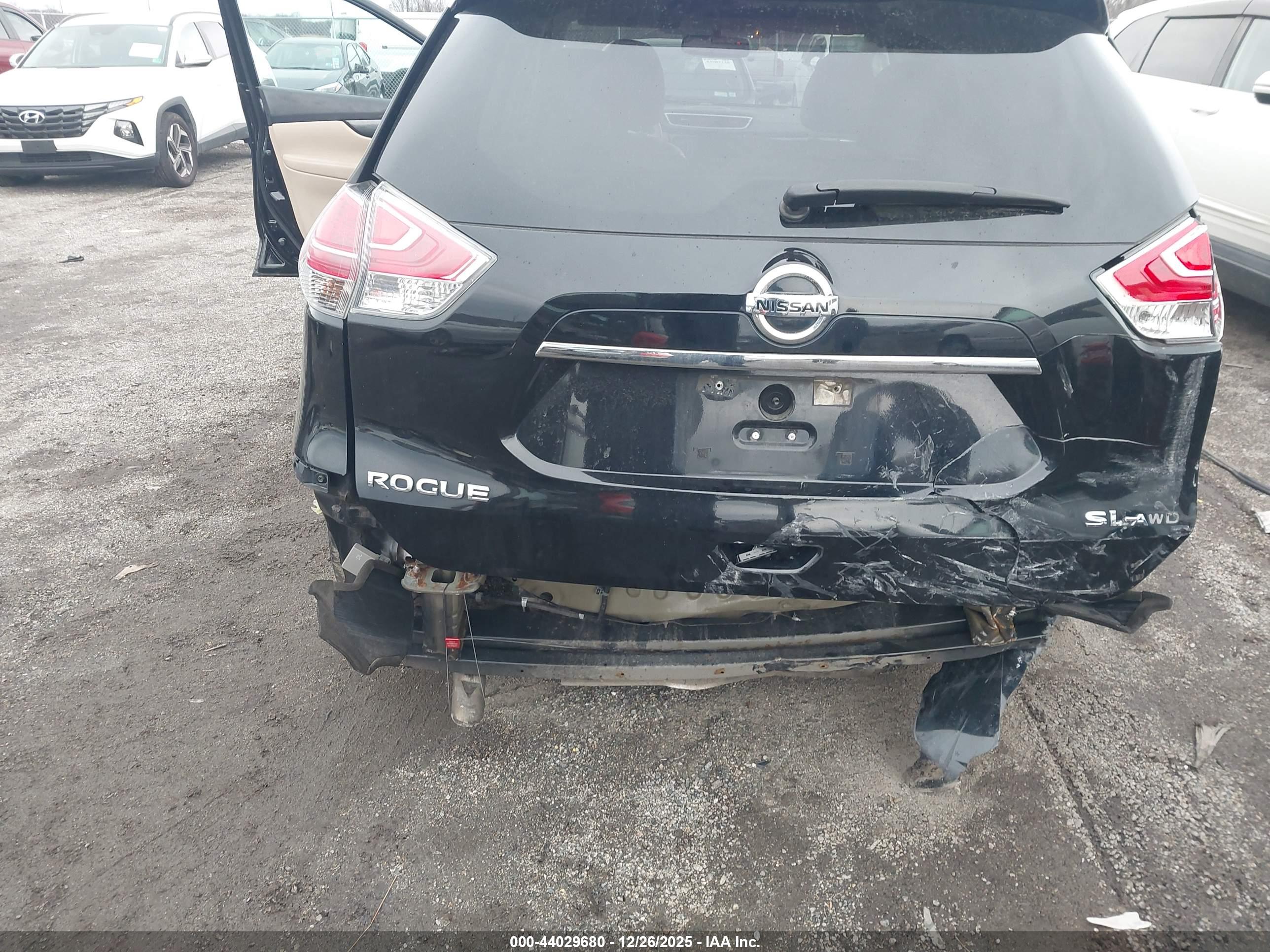 NISSAN ROGUE image 6