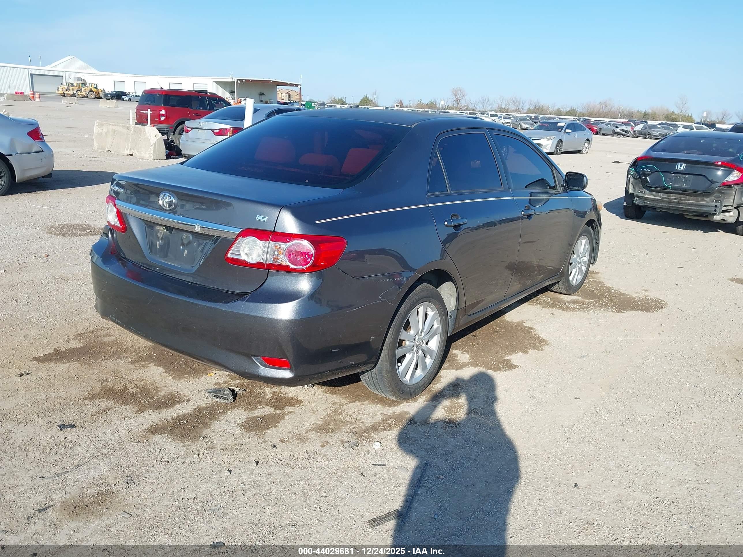 TOYOTA COROLLA image 4