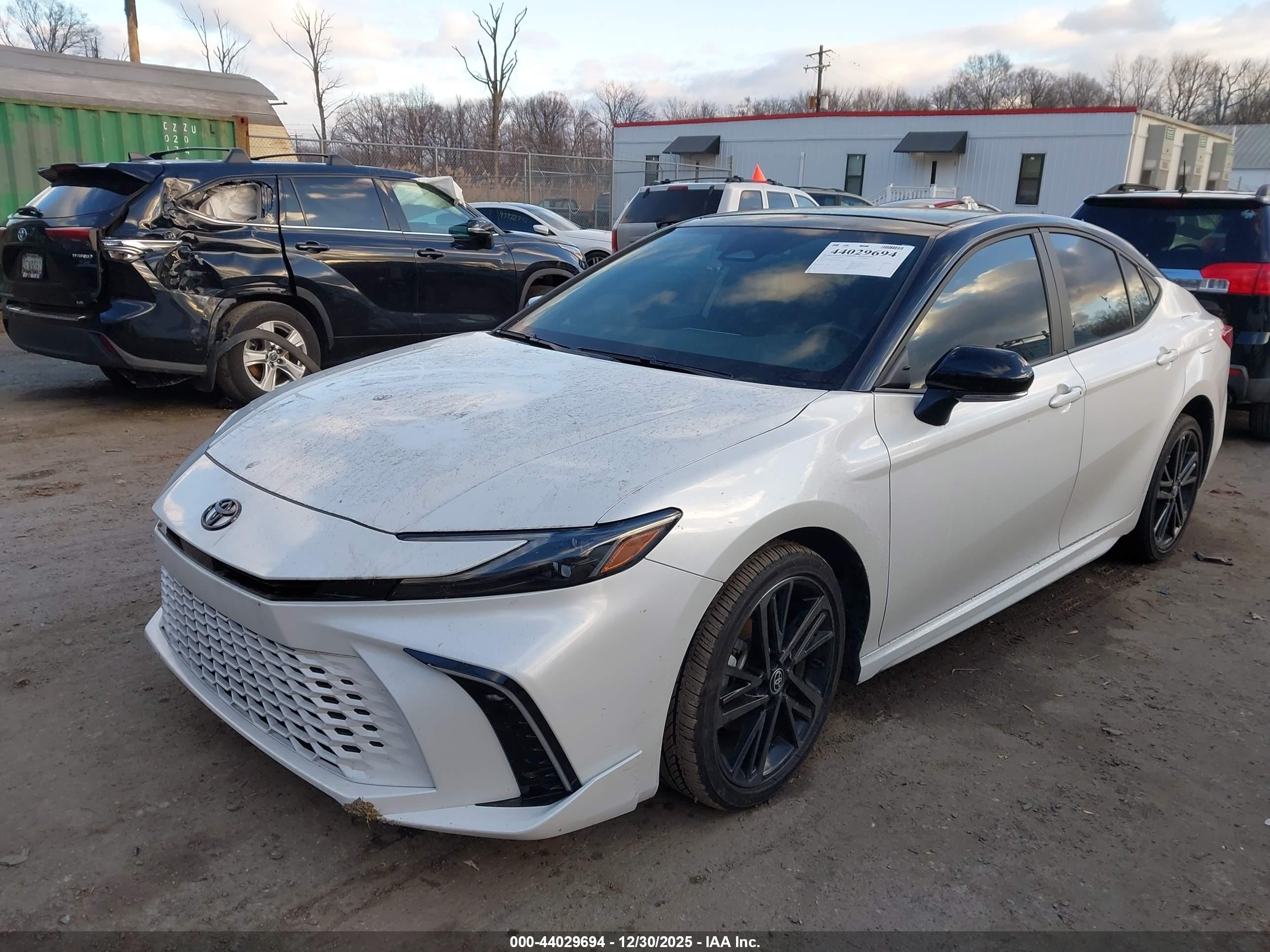 TOYOTA CAMRY image 6