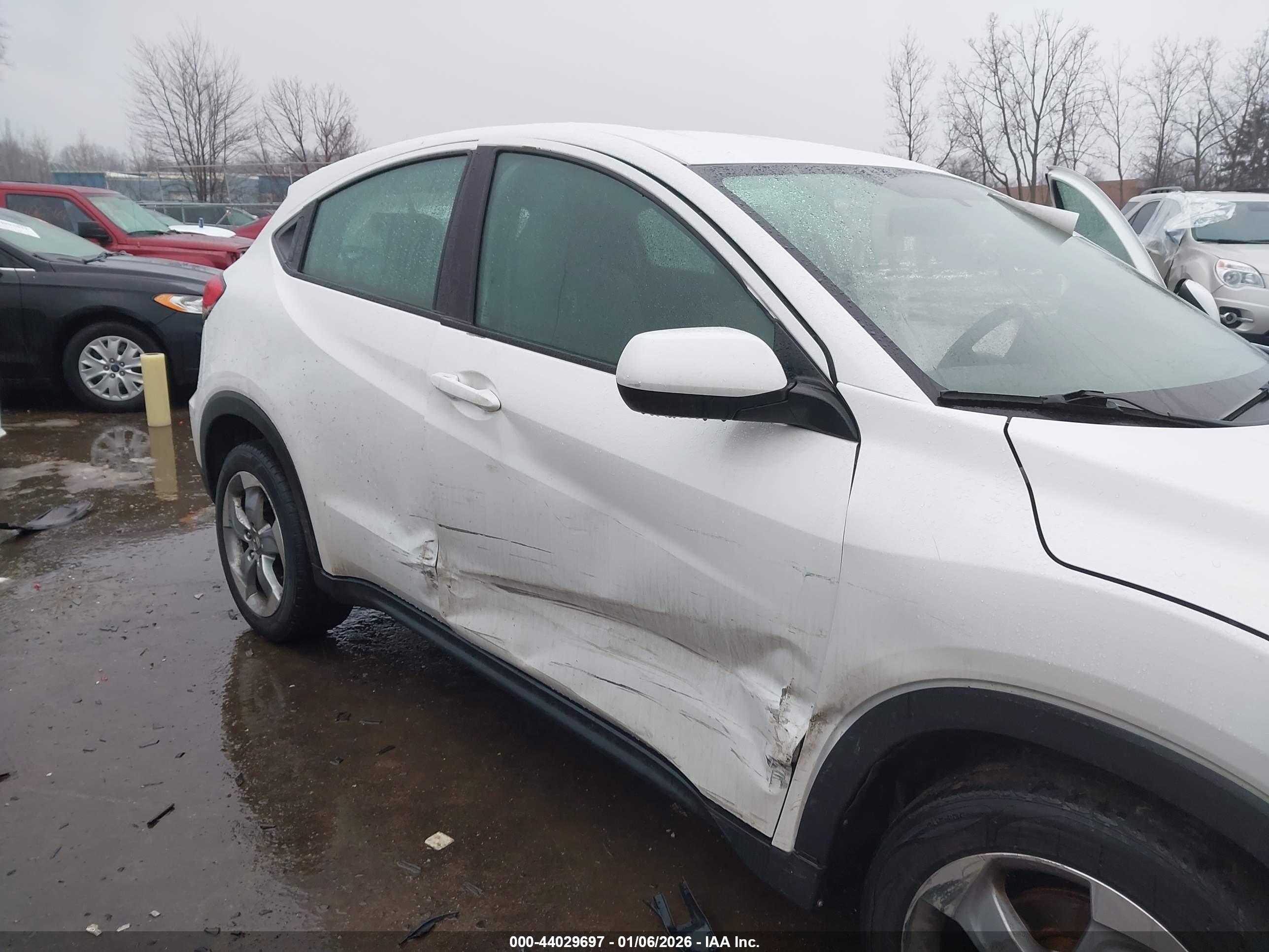 HONDA HR-V image 6