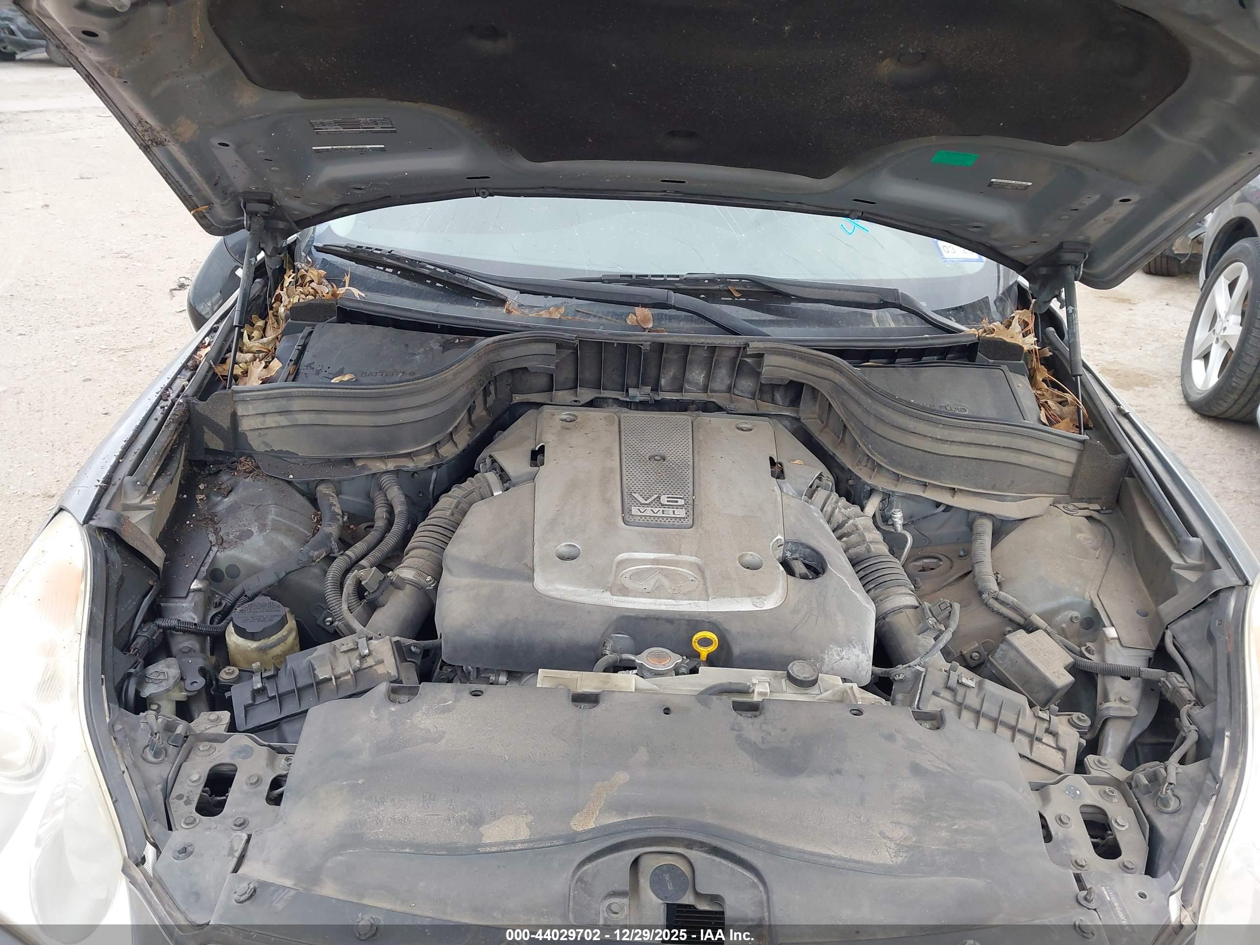INFINITI QX50 image 10