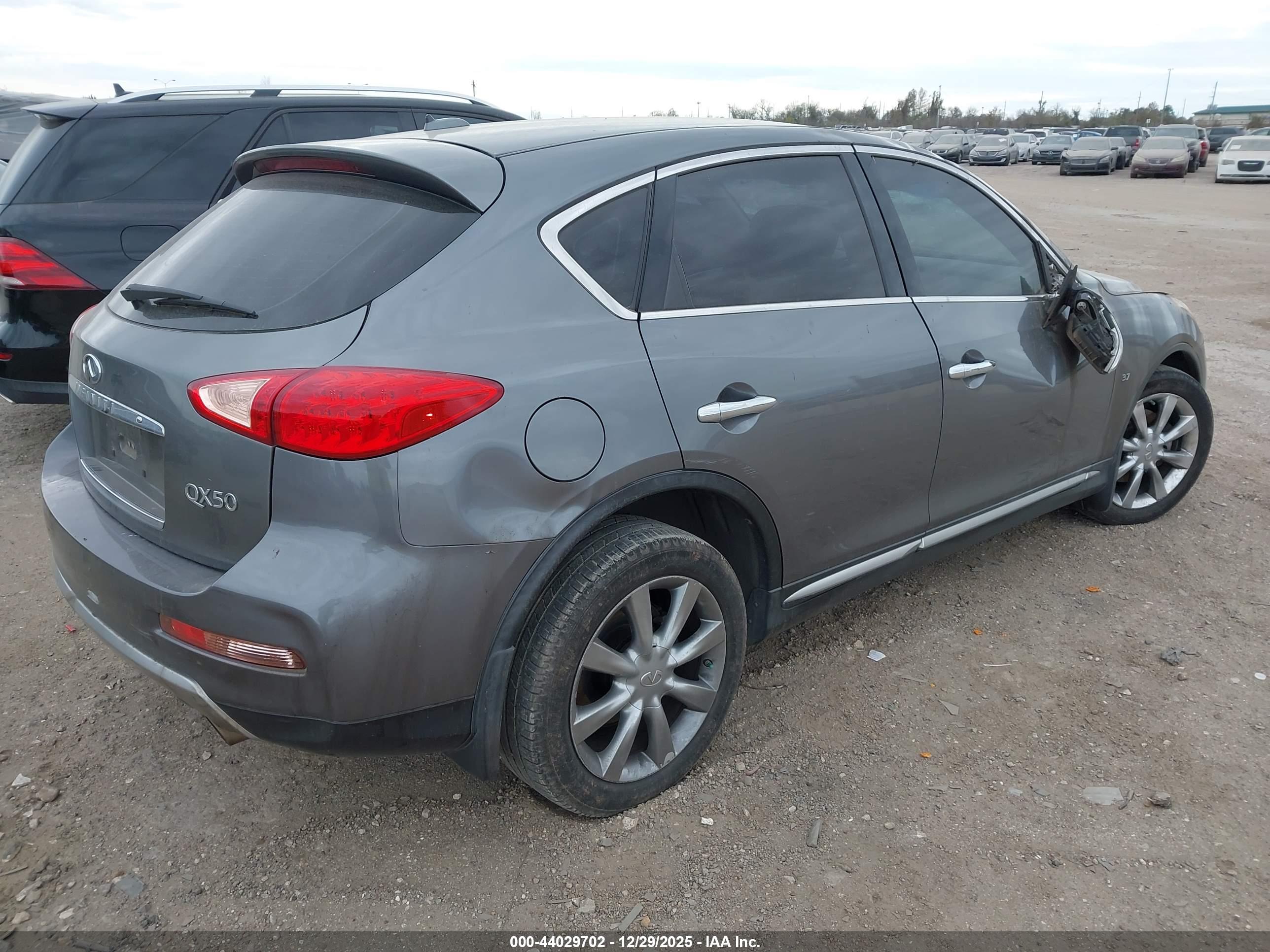 INFINITI QX50 image 4