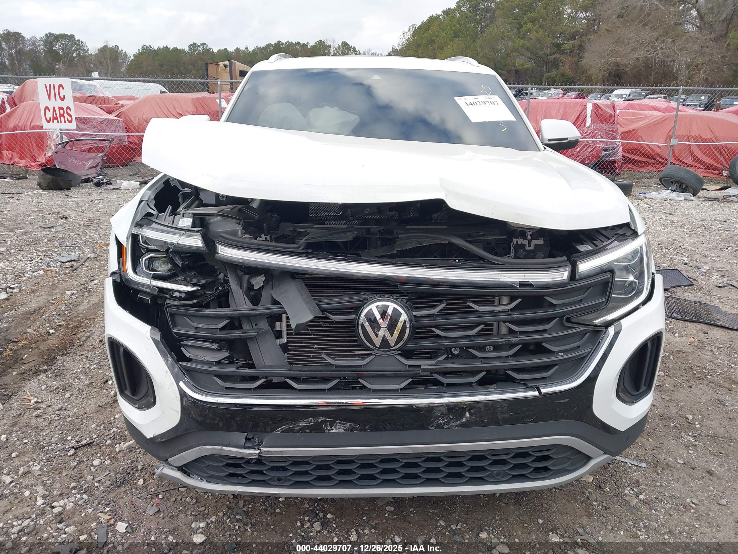 VOLKSWAGEN ATLAS image 6