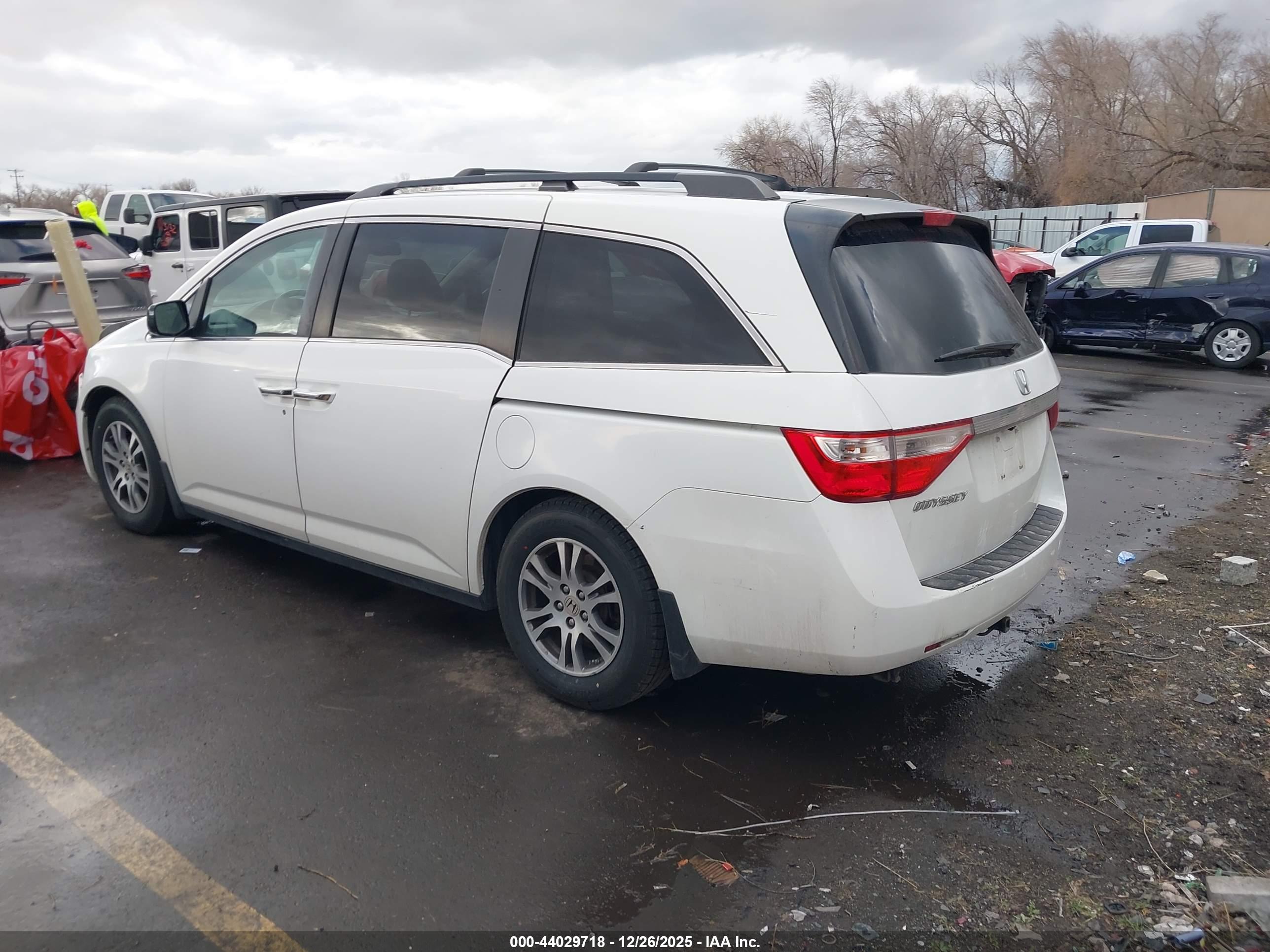 HONDA ODYSSEY image 3