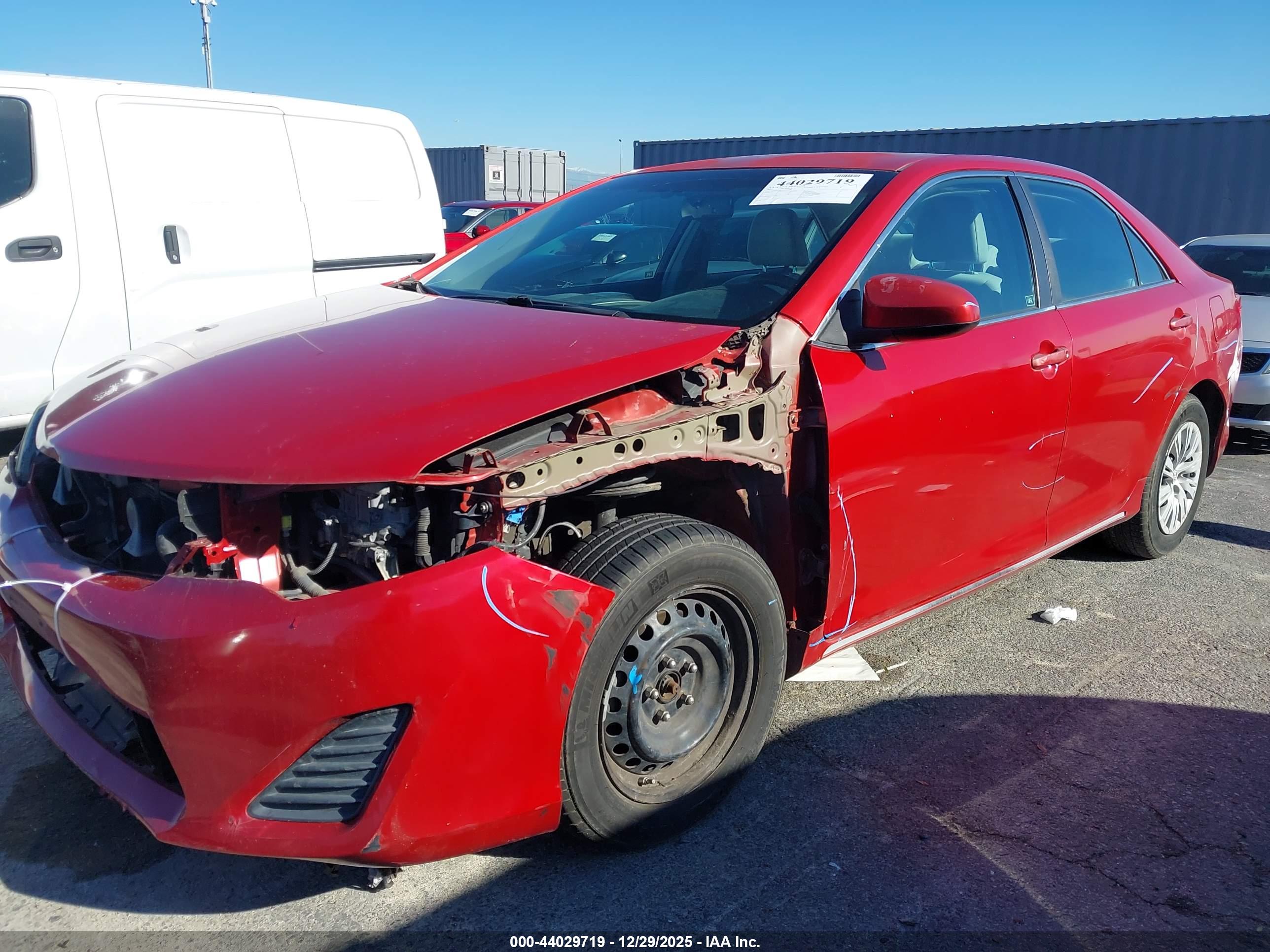TOYOTA CAMRY image 6