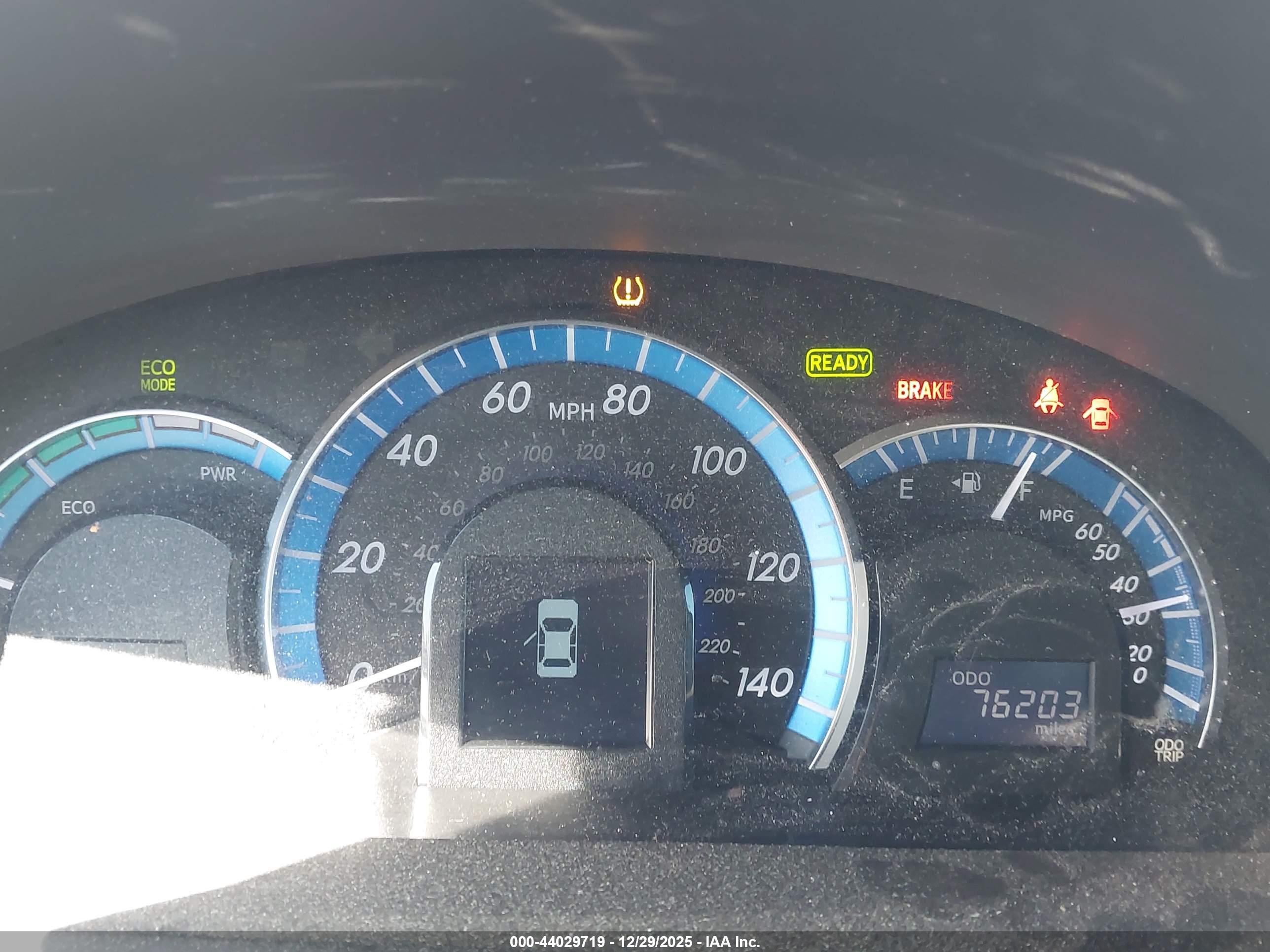 TOYOTA CAMRY image 7