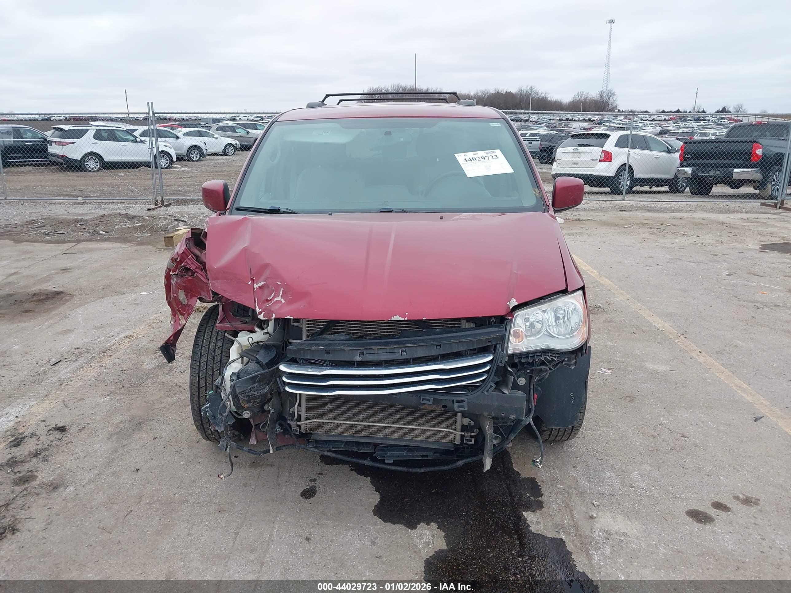 CHRYSLER TOWN image 6