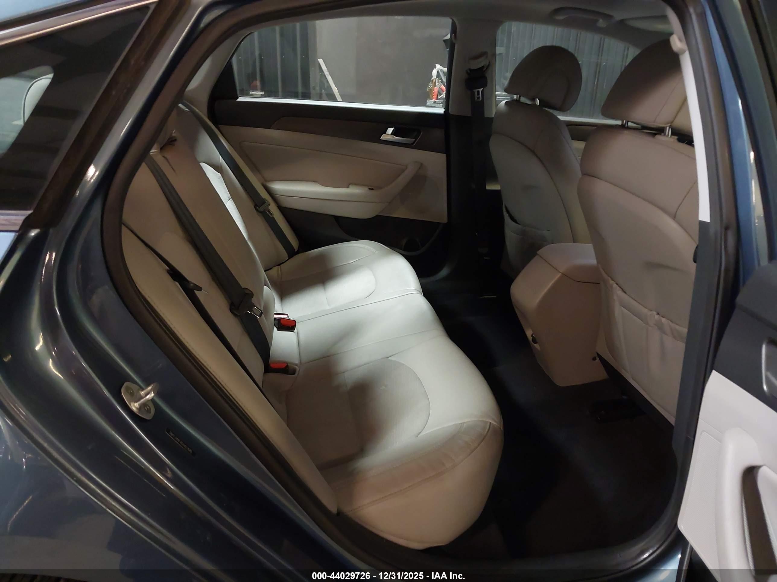HYUNDAI SONATA image 8