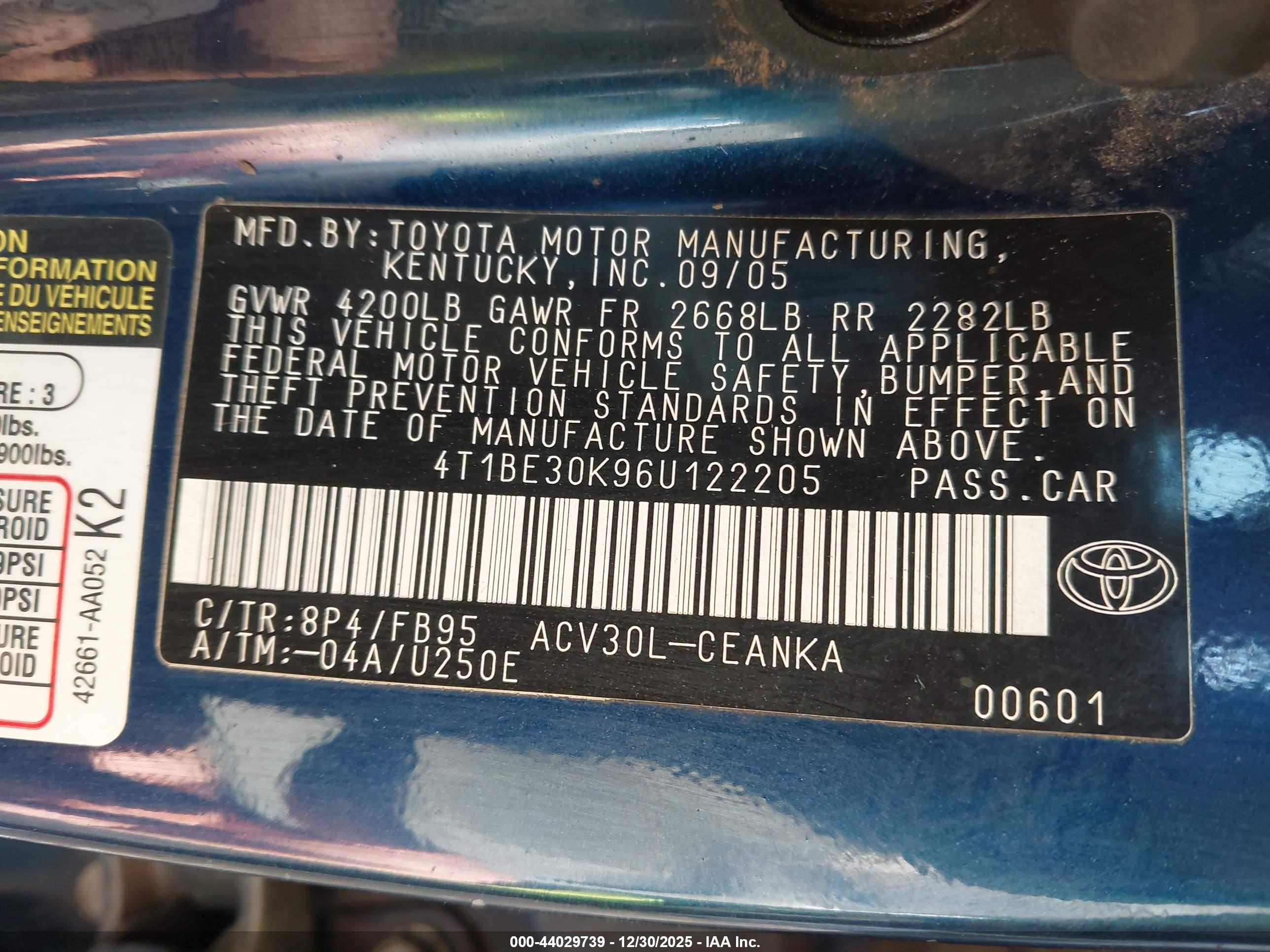 TOYOTA CAMRY image 9