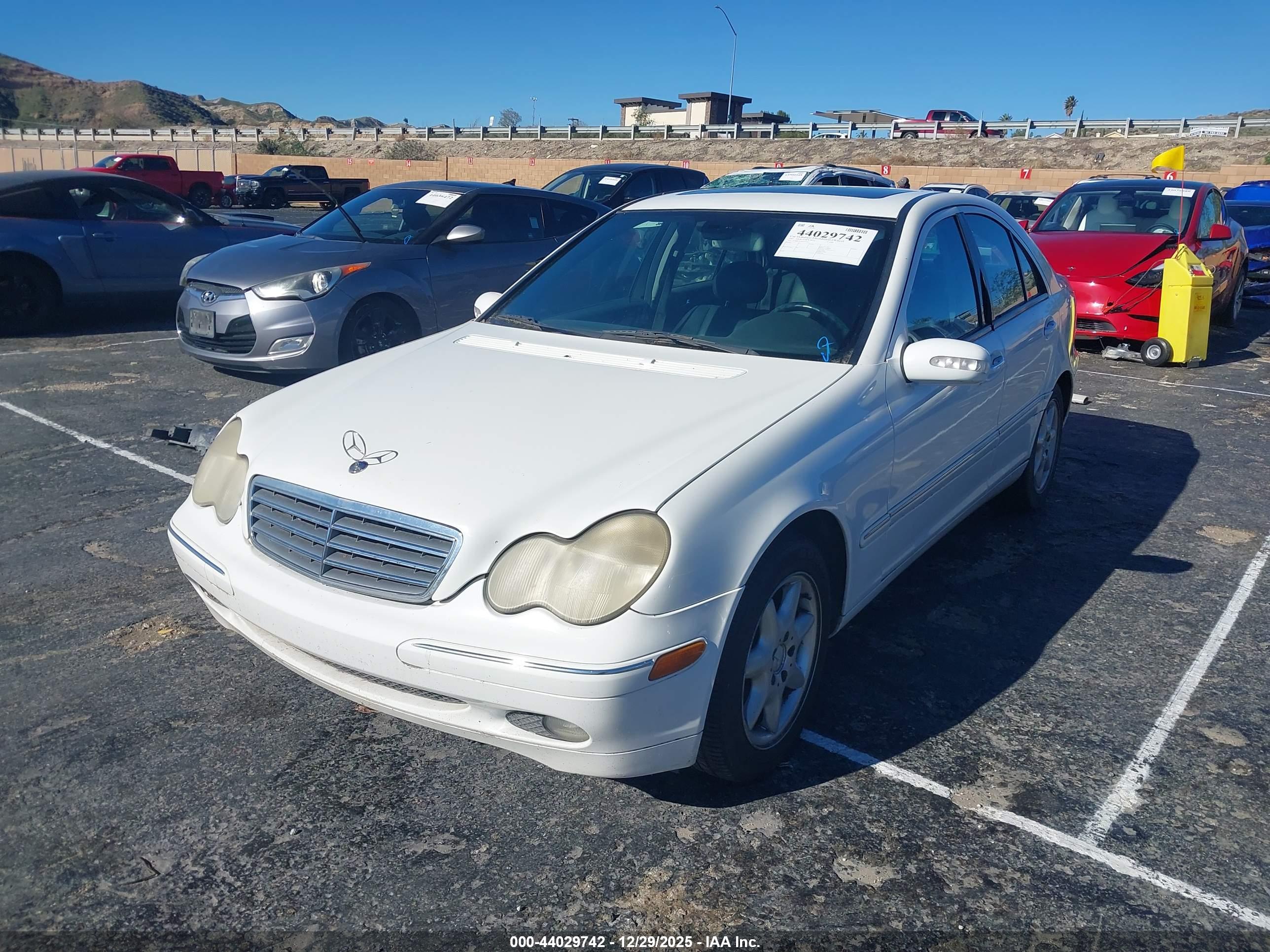 MERCEDES-BENZ C image 2