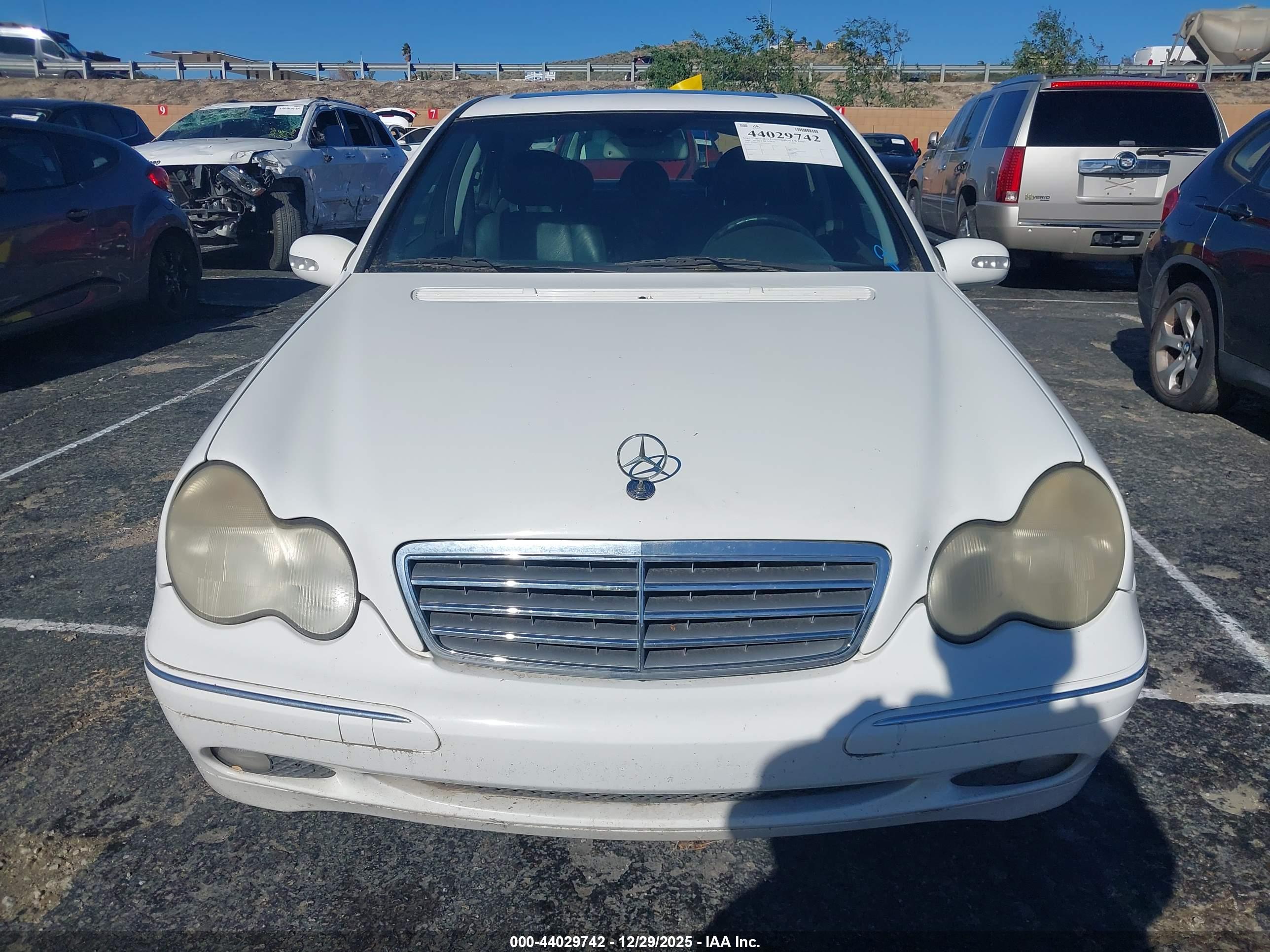 MERCEDES-BENZ C image 6