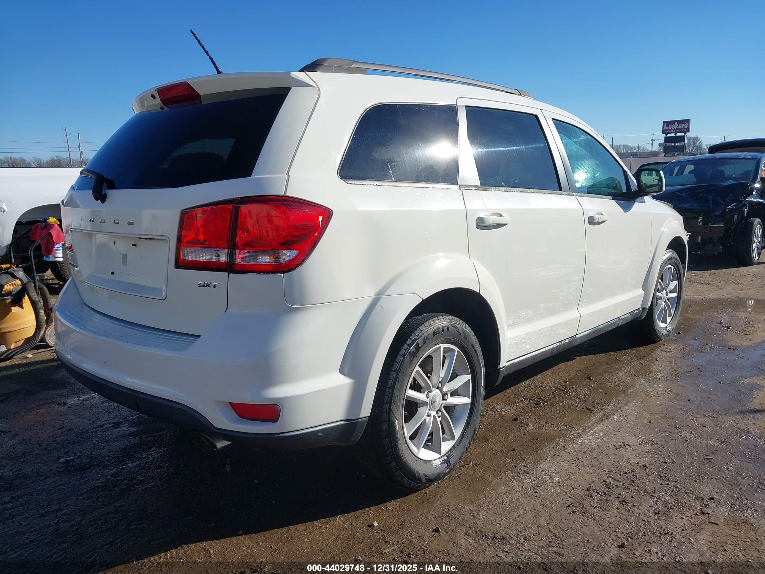 DODGE JOURNEY image 4