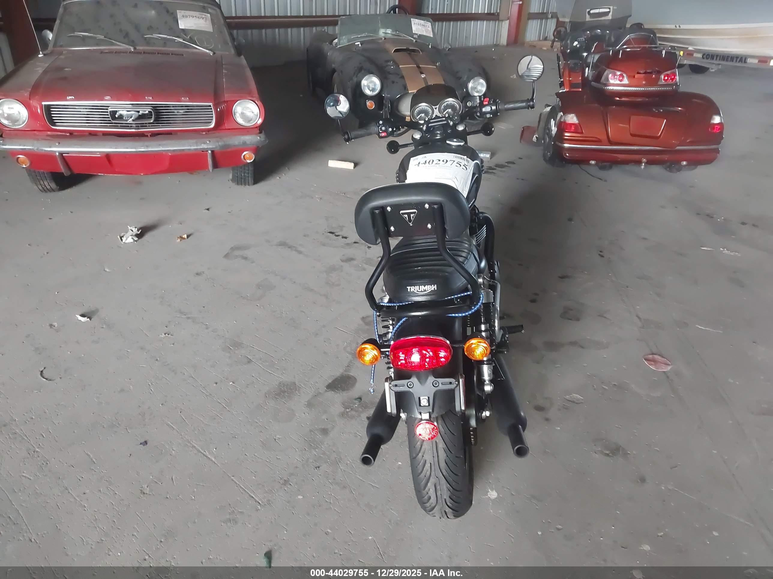 TRIUMPH MOTORCYCLE image 6