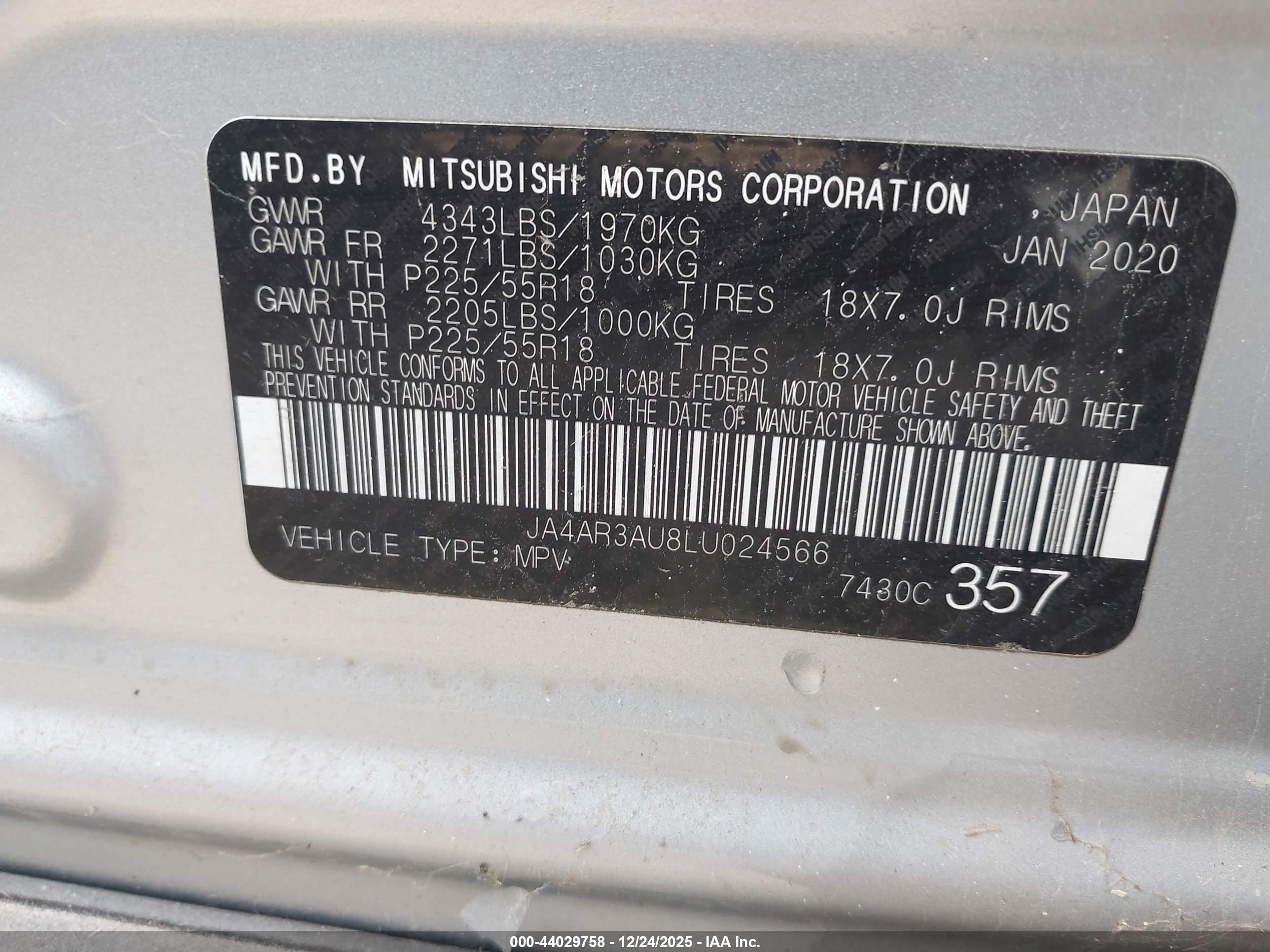 MITSUBISHI OUTLANDER image 9