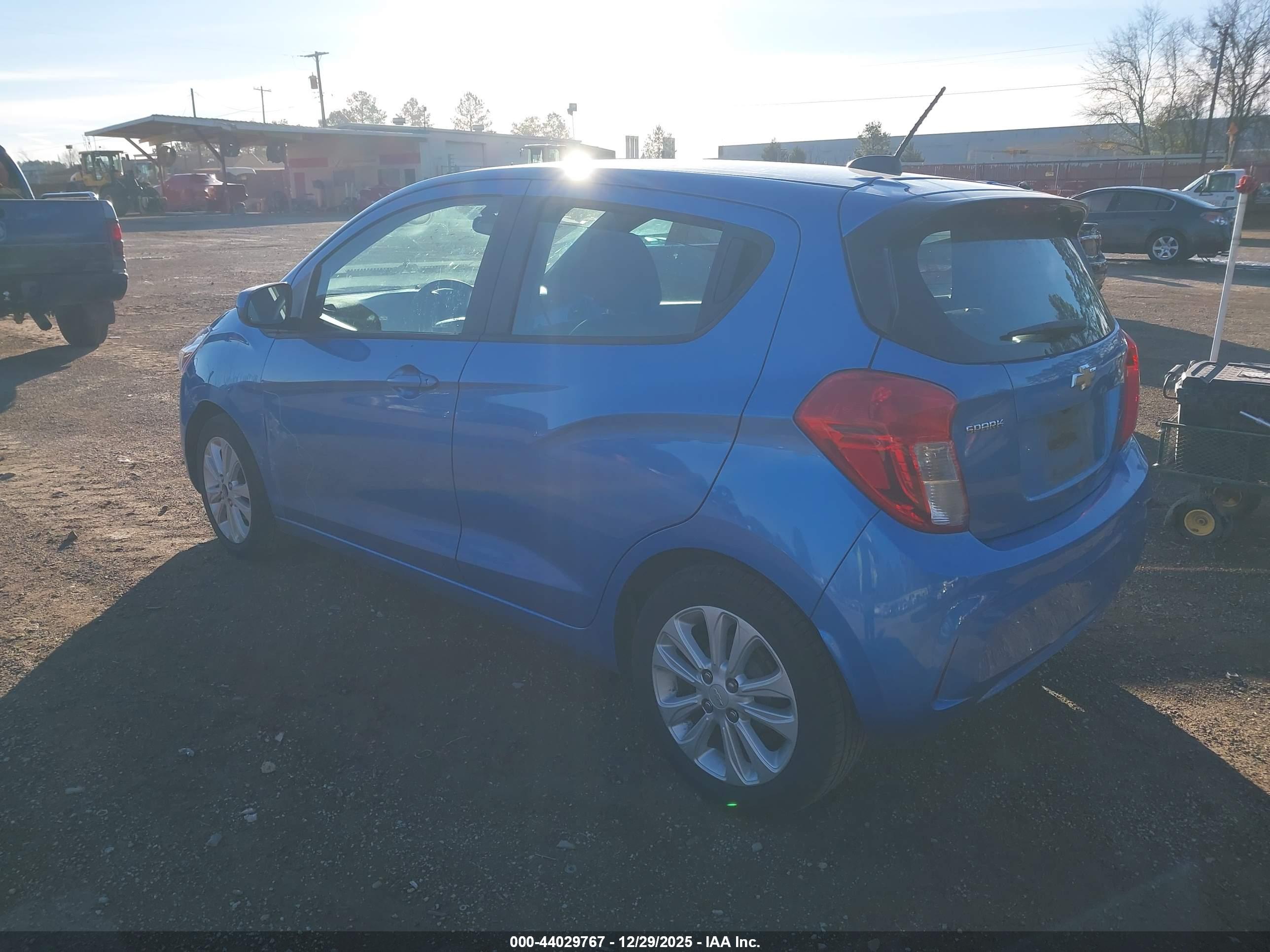 CHEVROLET SPARK image 3
