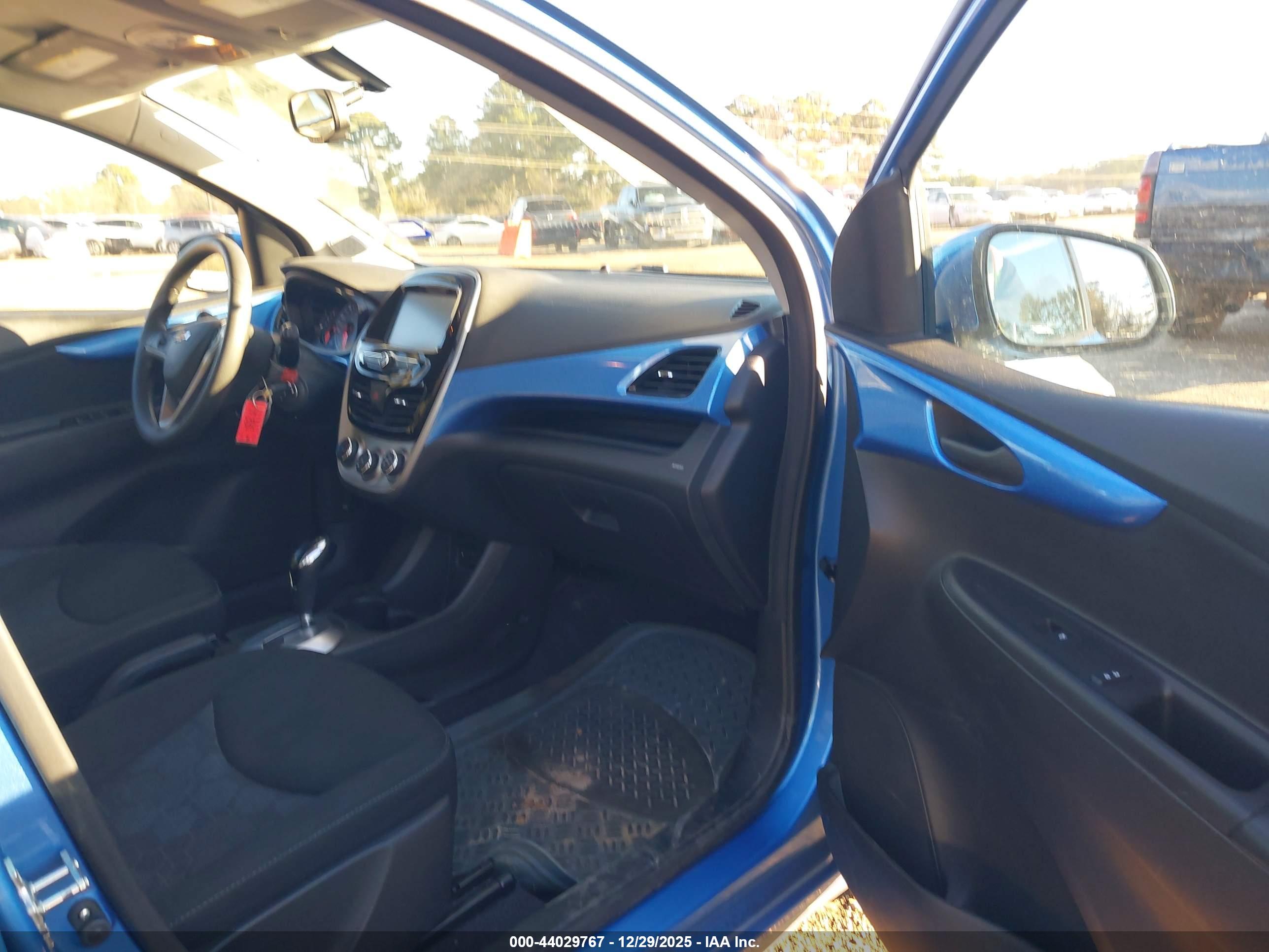 CHEVROLET SPARK image 5
