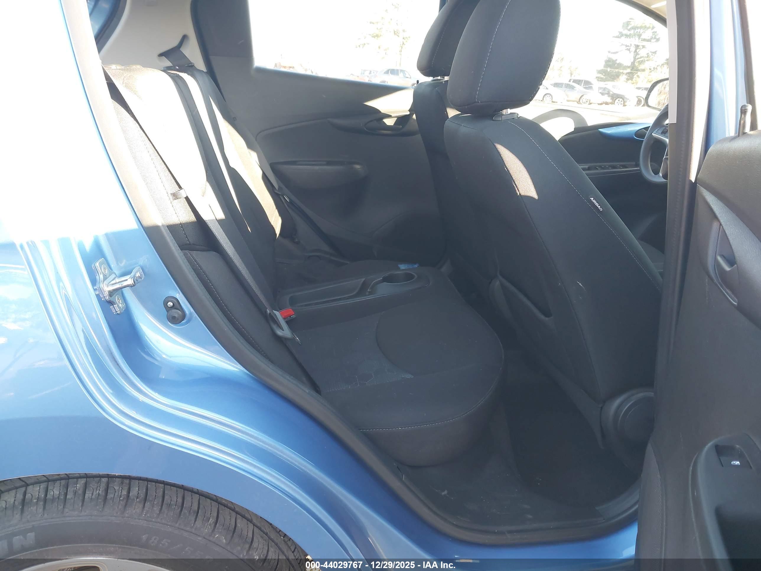 CHEVROLET SPARK image 8