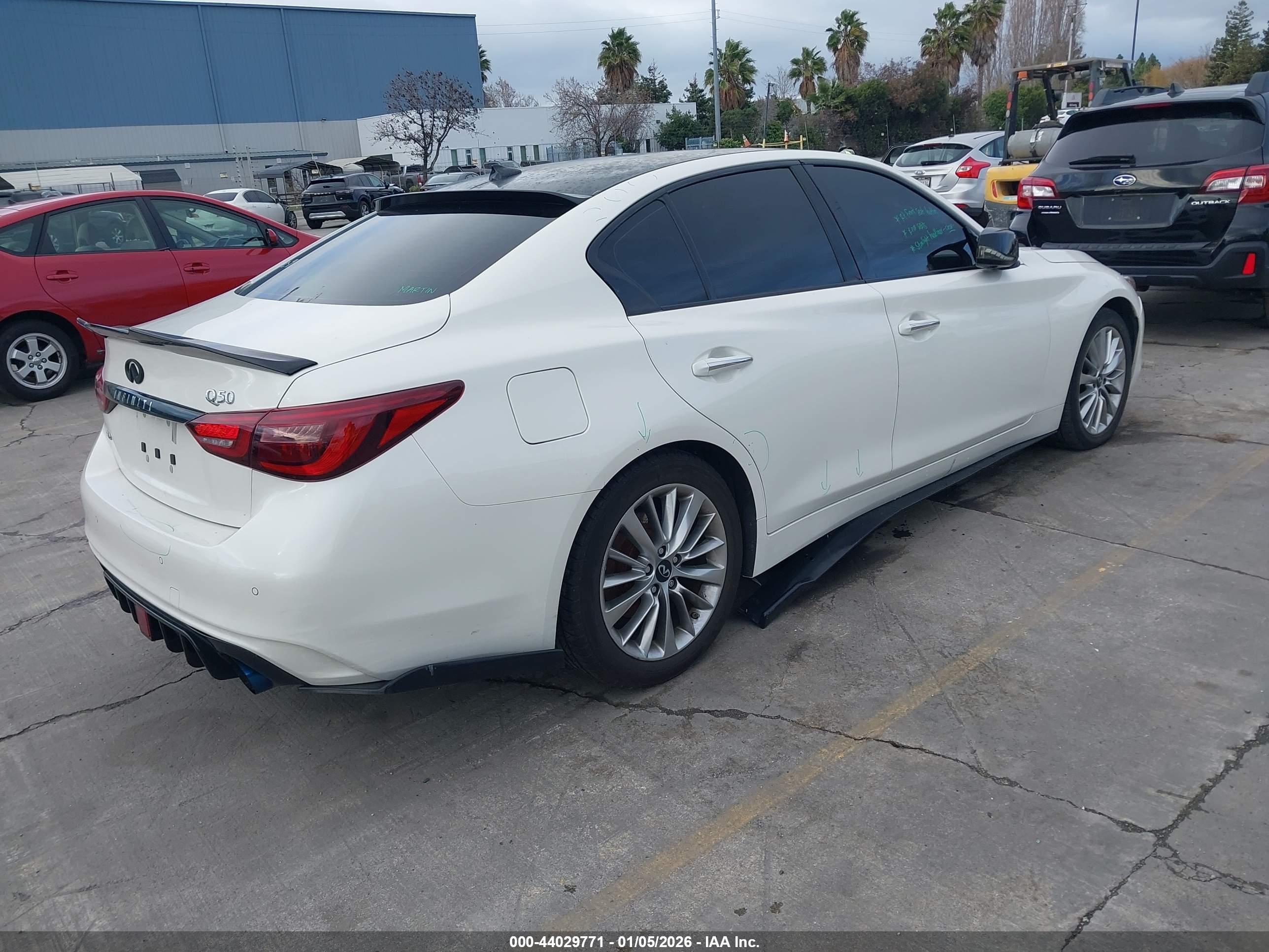 INFINITI Q50 image 4