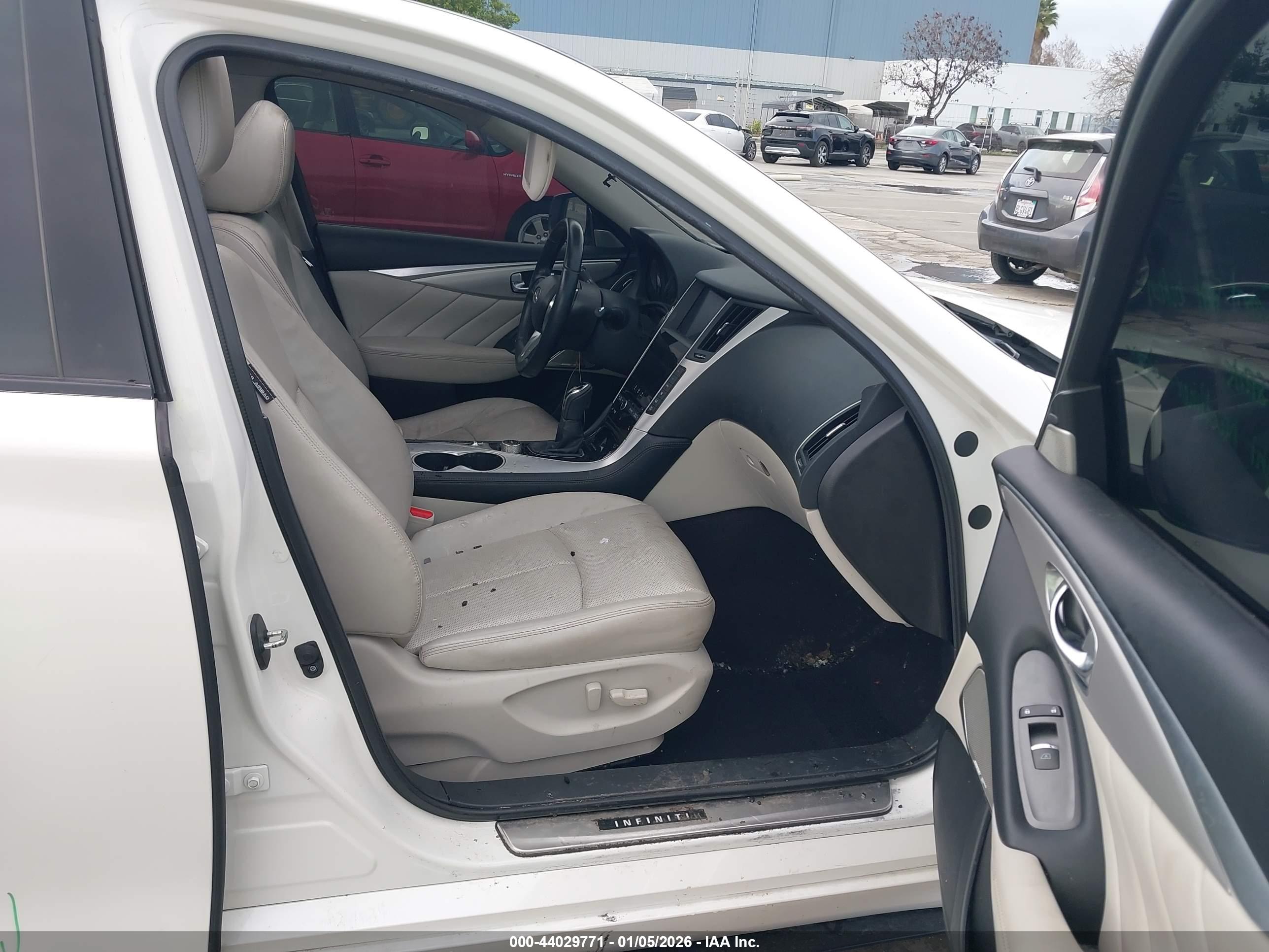 INFINITI Q50 image 5