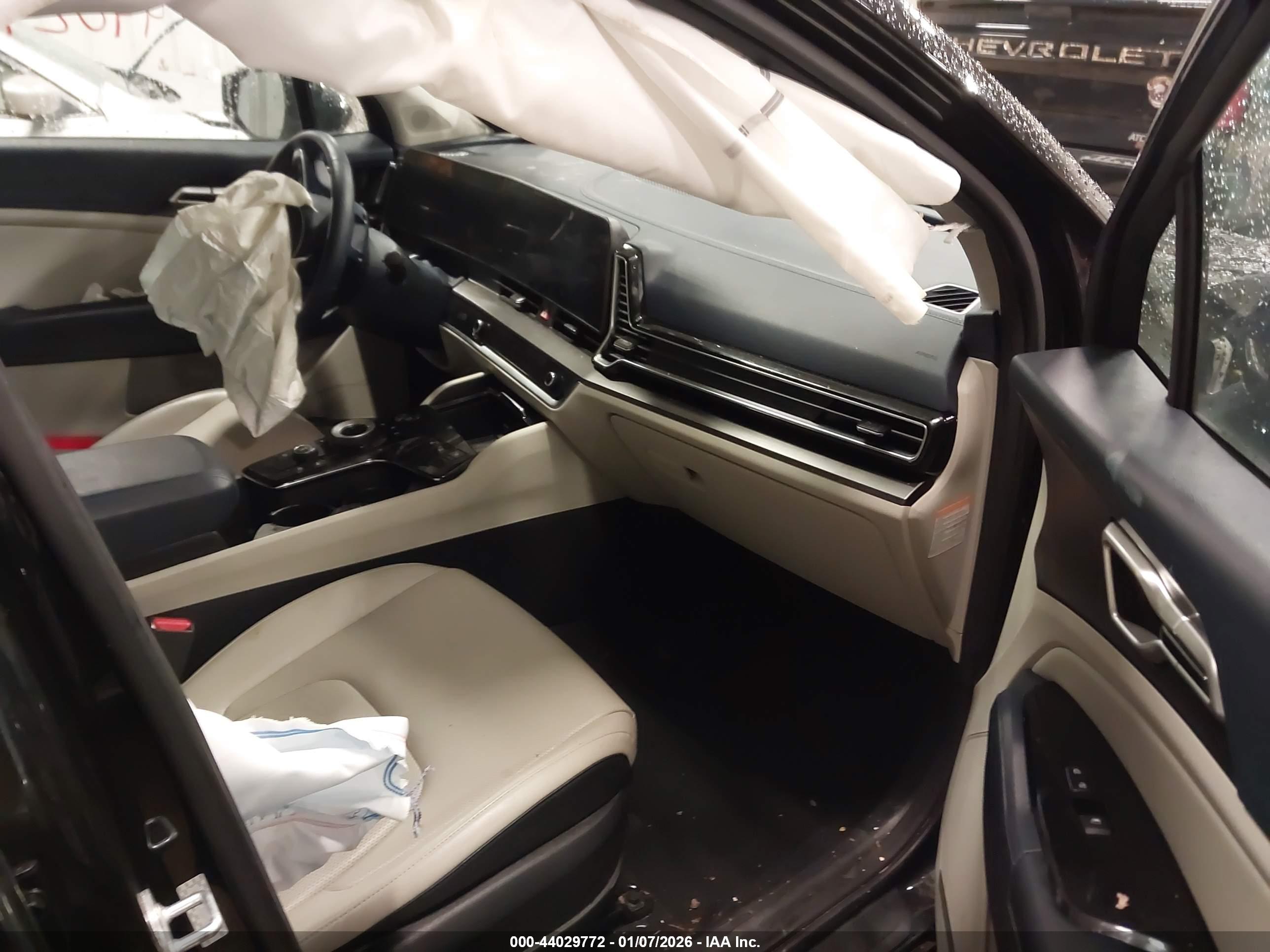 KIA SPORTAGE image 5