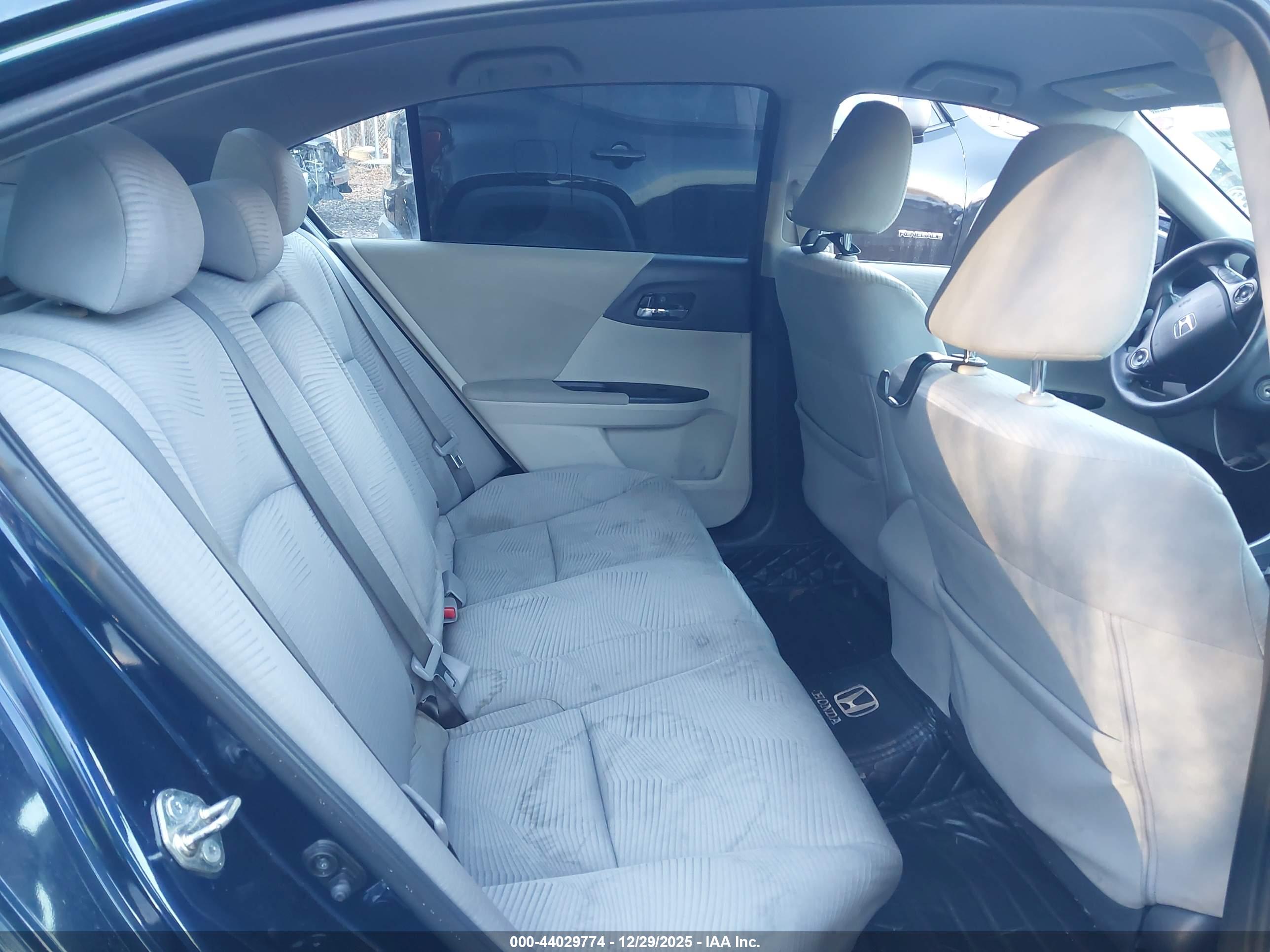 HONDA ACCORD image 8