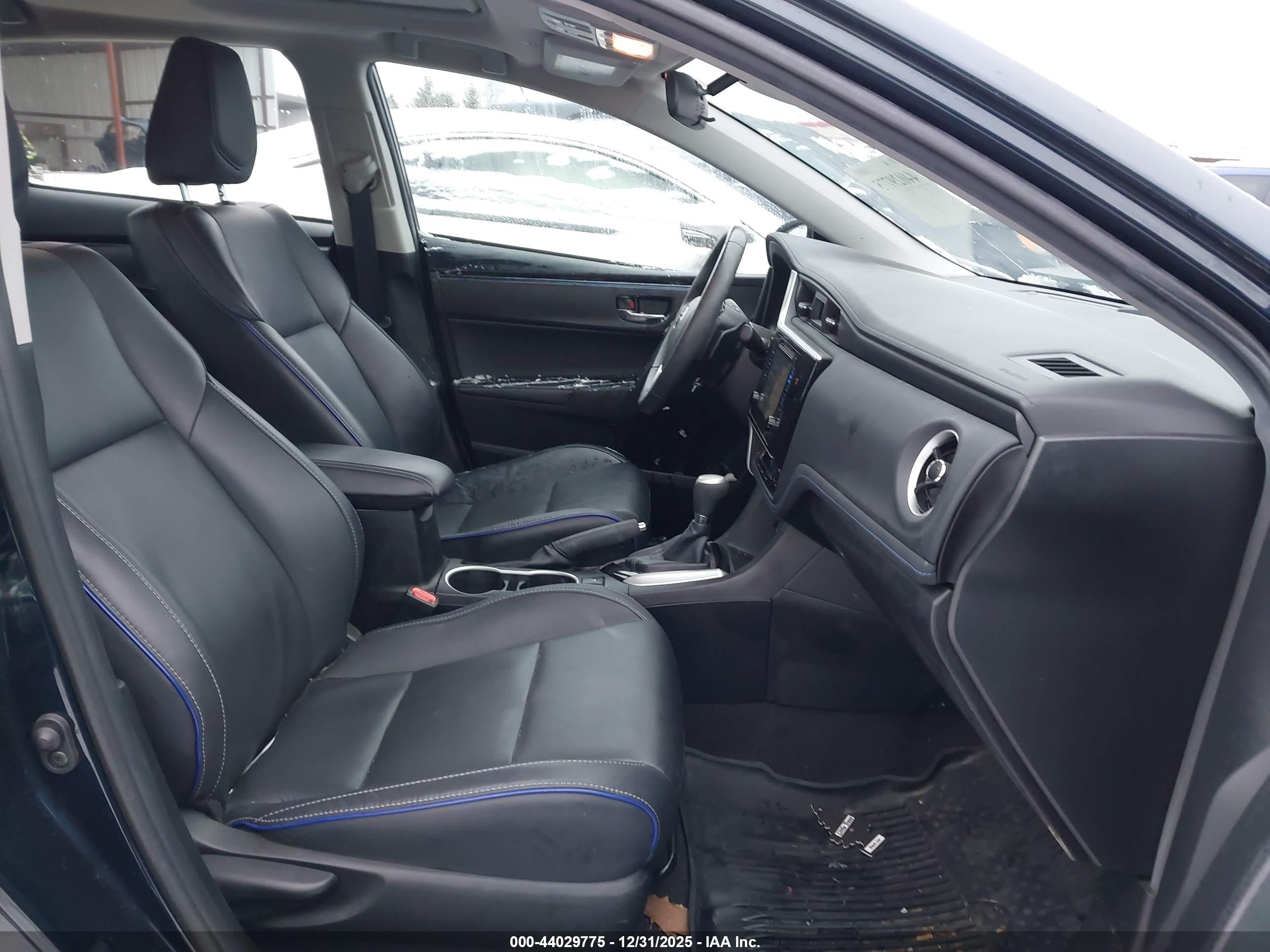 TOYOTA COROLLA image 5