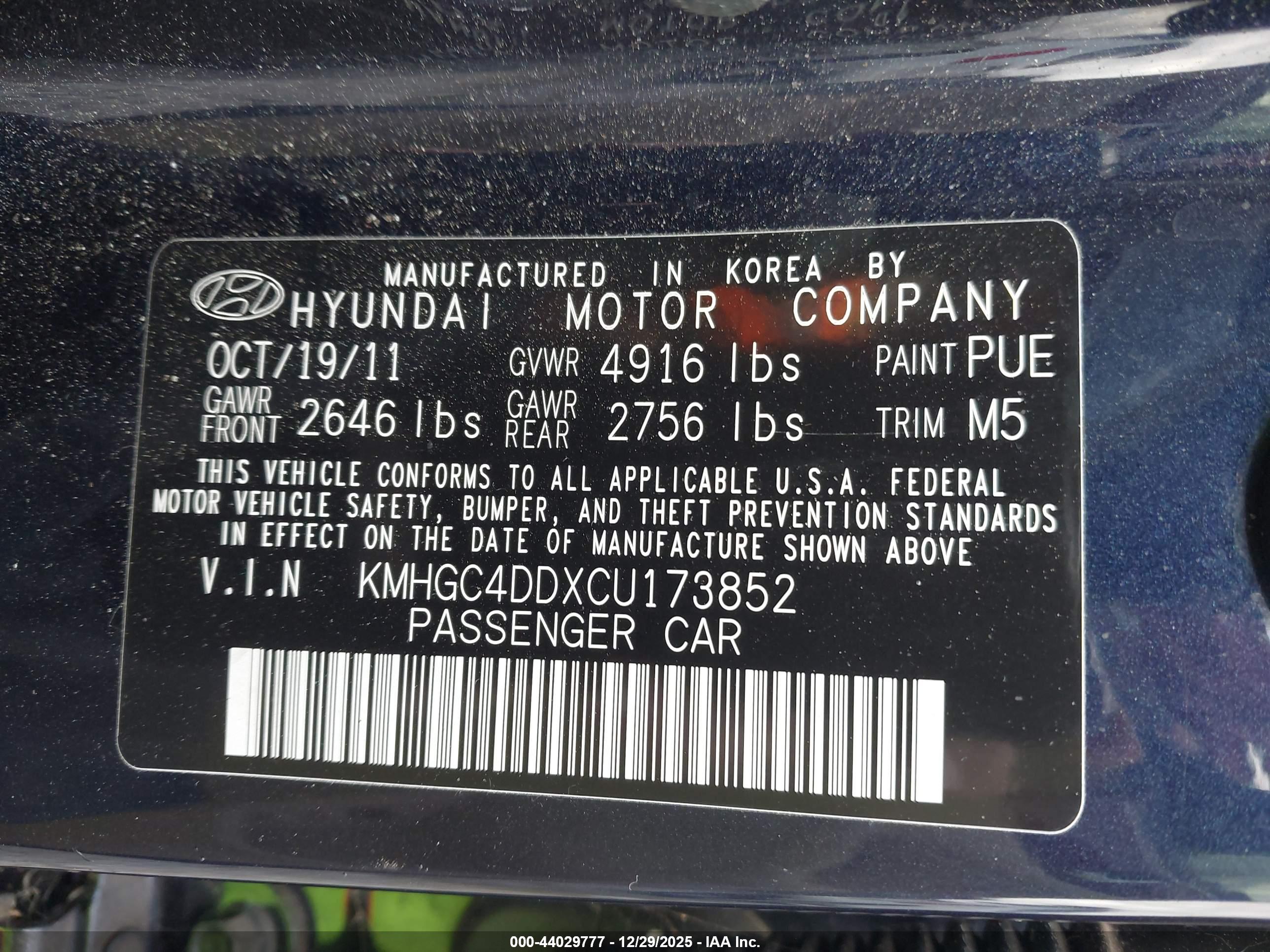 HYUNDAI GENESIS image 9