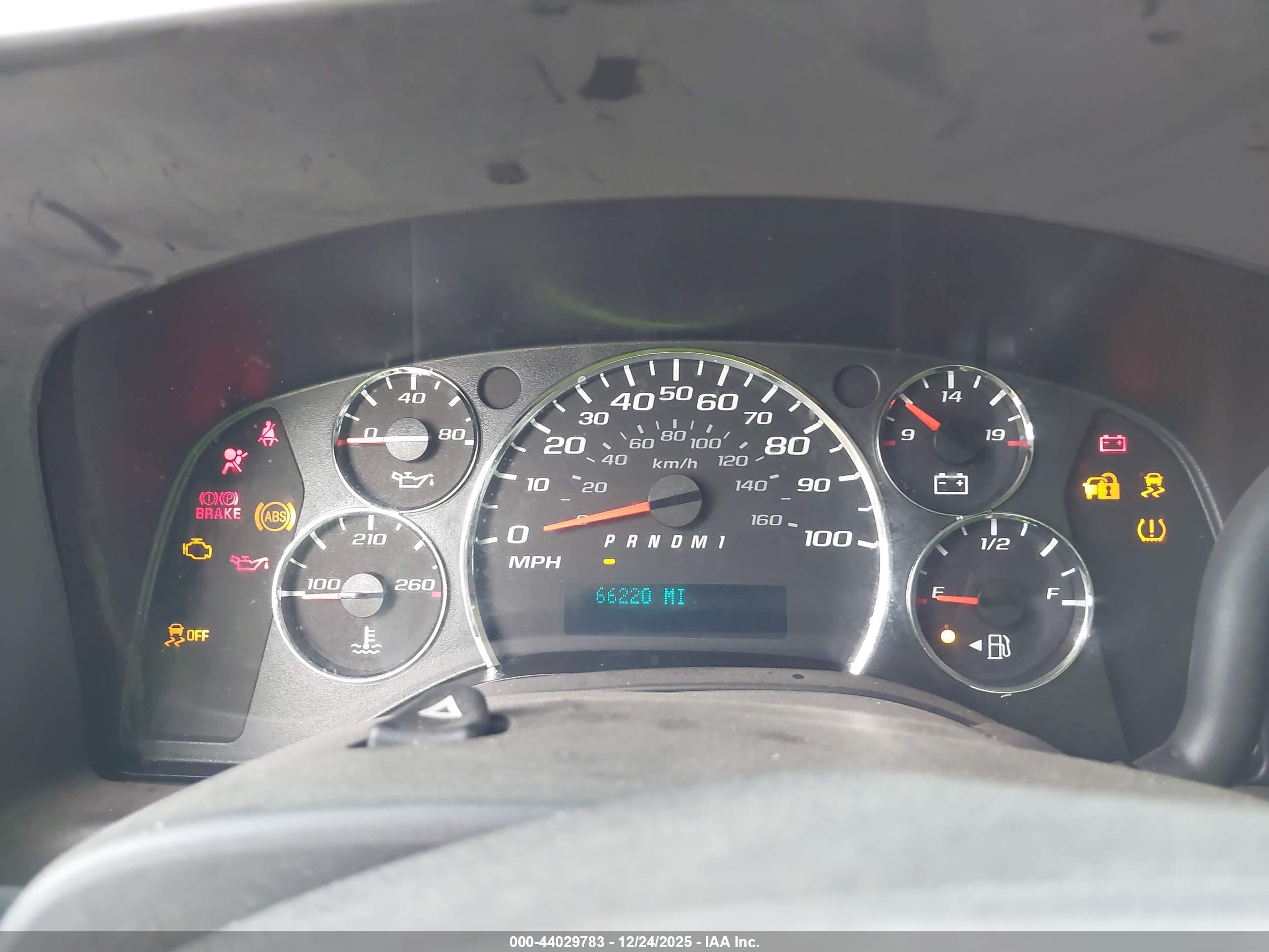 CHEVROLET EXPRESS image 7