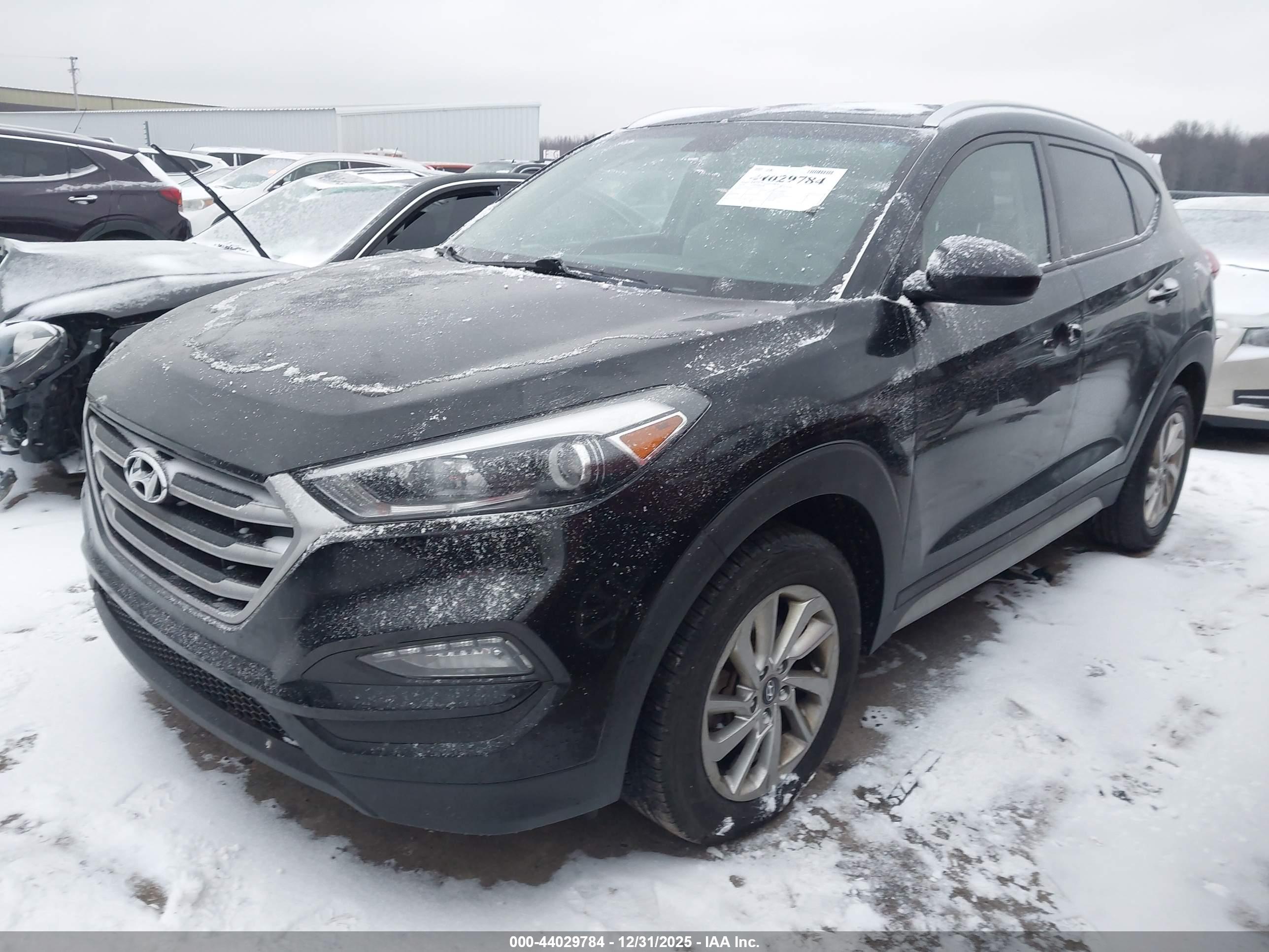 HYUNDAI TUCSON image 2