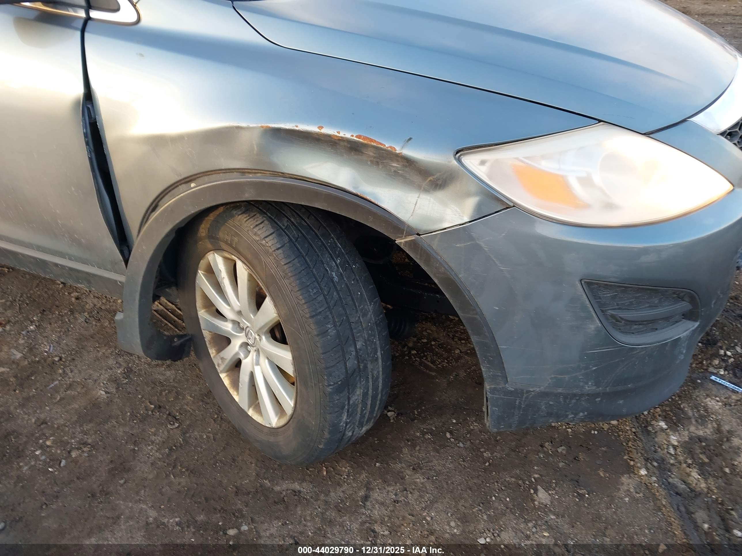 MAZDA CX-9 image 6